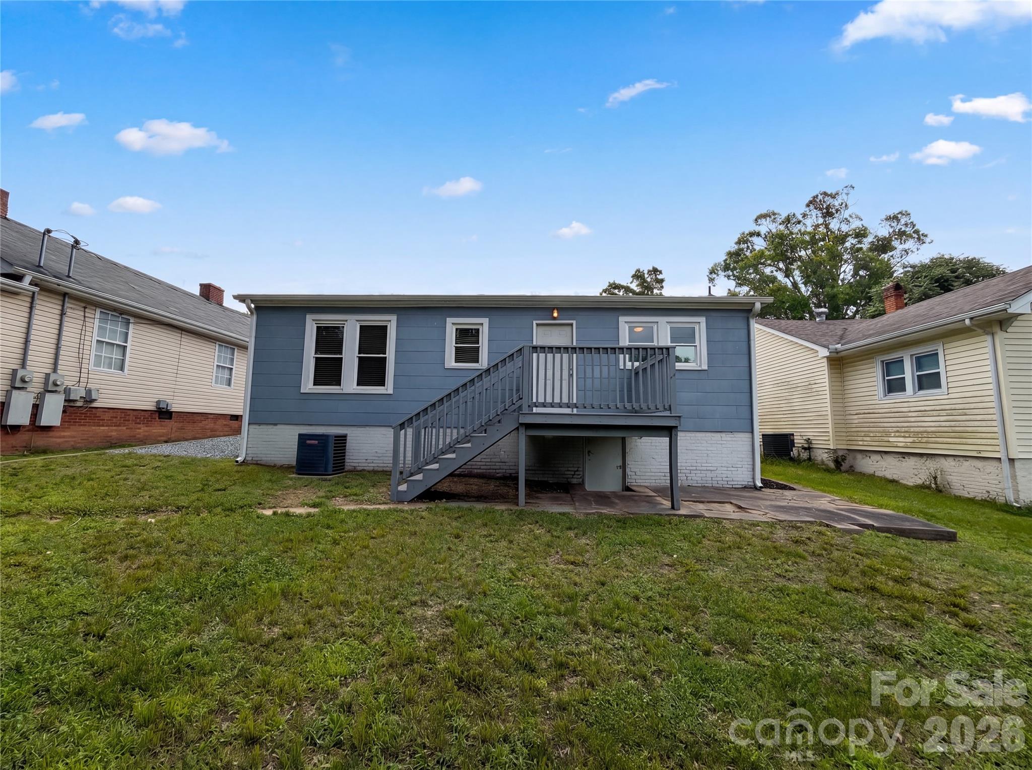 519 N Rose Avenue Property Photo 17