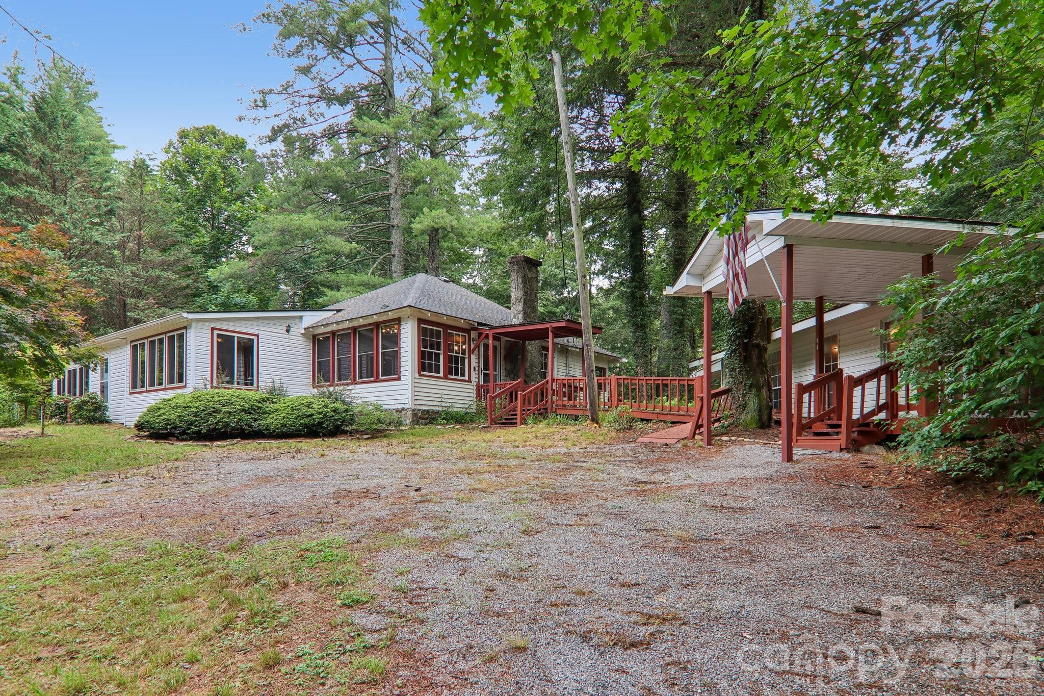 61 Bo Diddly Lane Property Photo 1