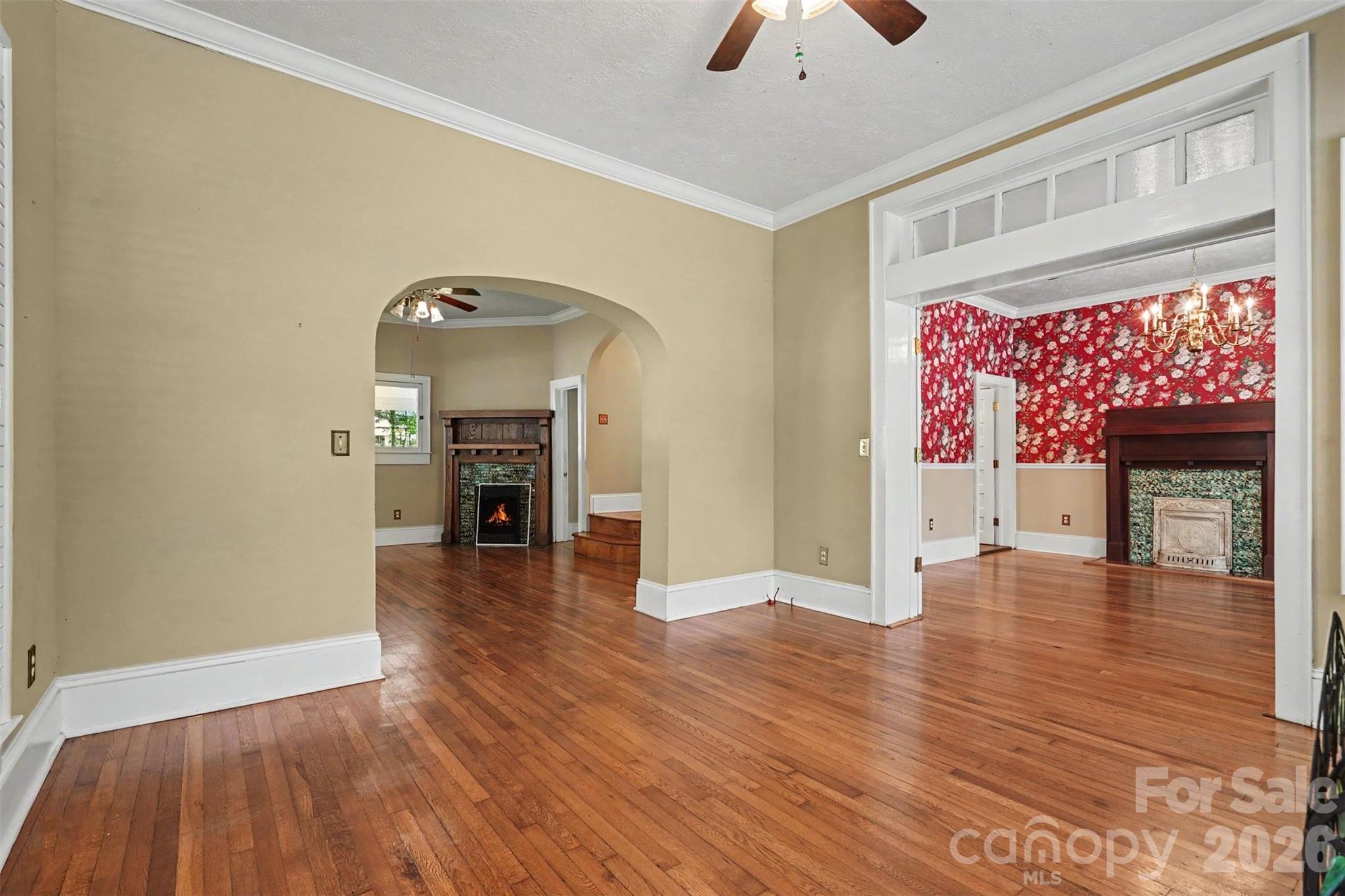 313 Gold Street Property Photo 11