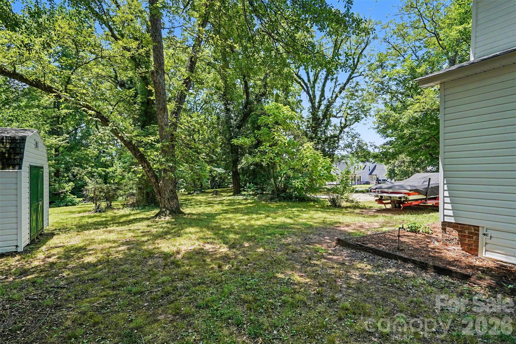 313 Gold Street Property Photo 29