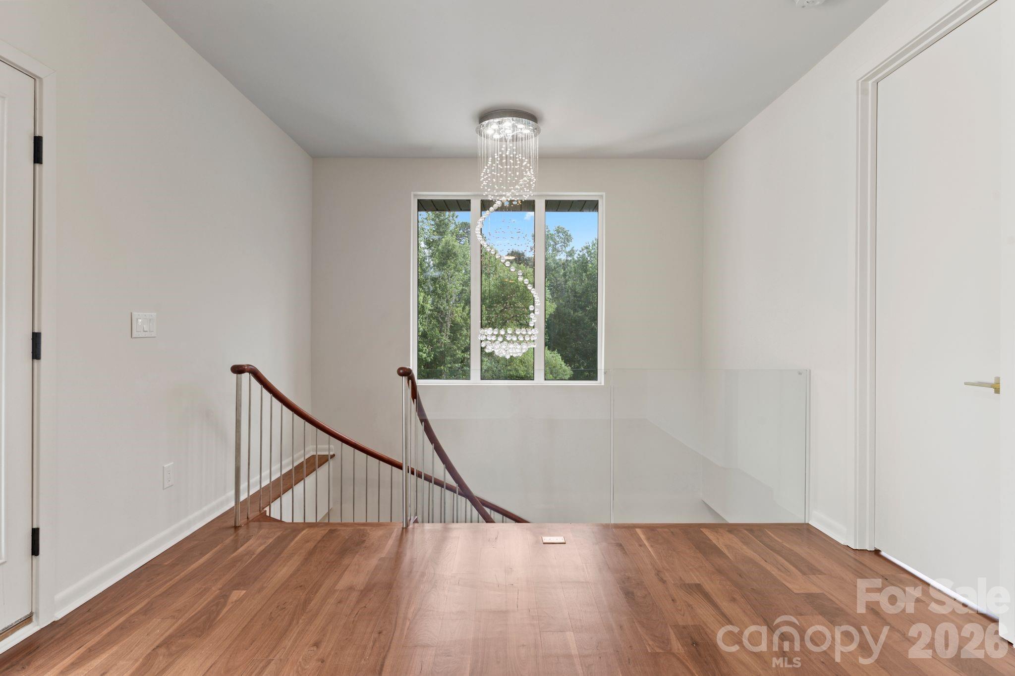 1064 Greylyn Drive Property Photo 23