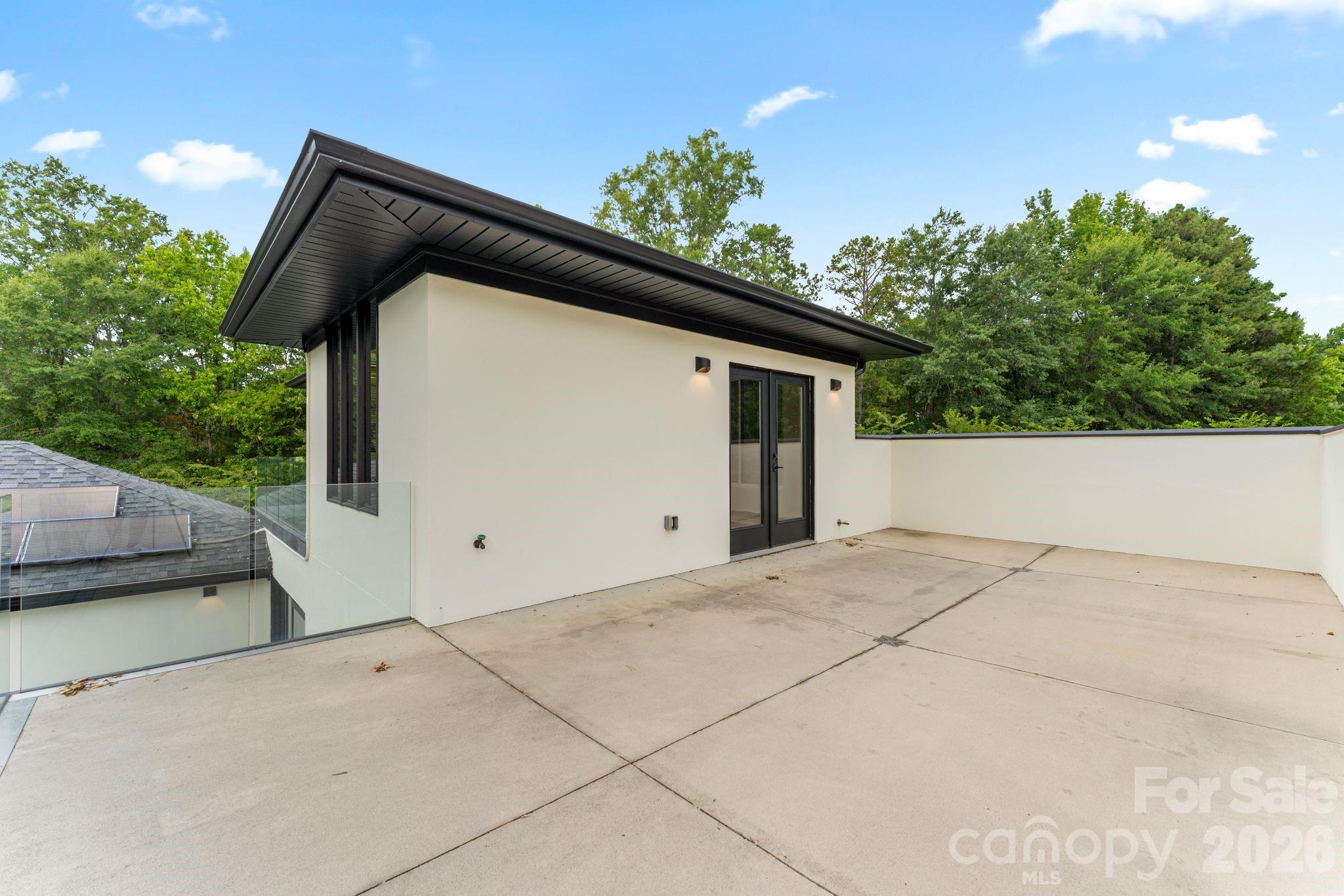 1064 Greylyn Drive Property Photo 26