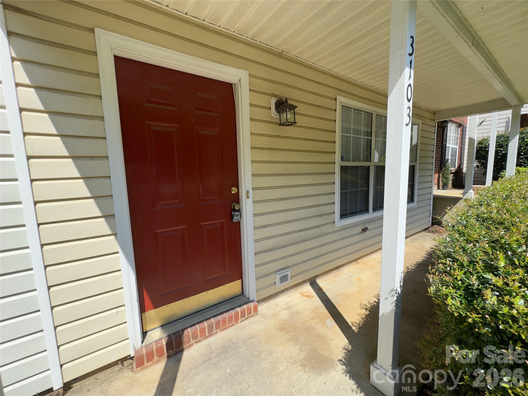 3103 Summercroft Lane Property Photo 3