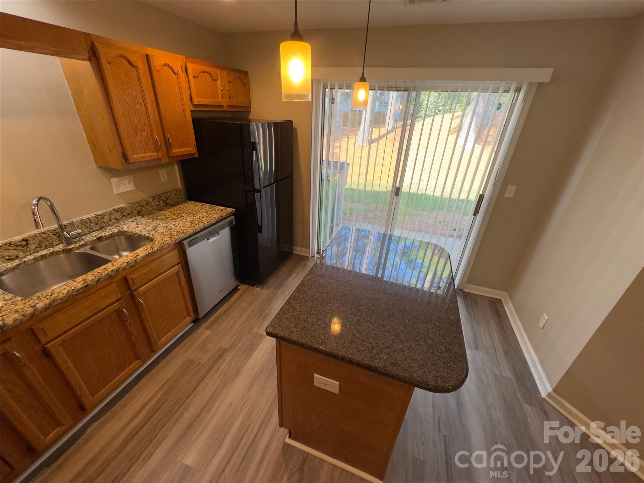 3103 Summercroft Lane Property Photo 17