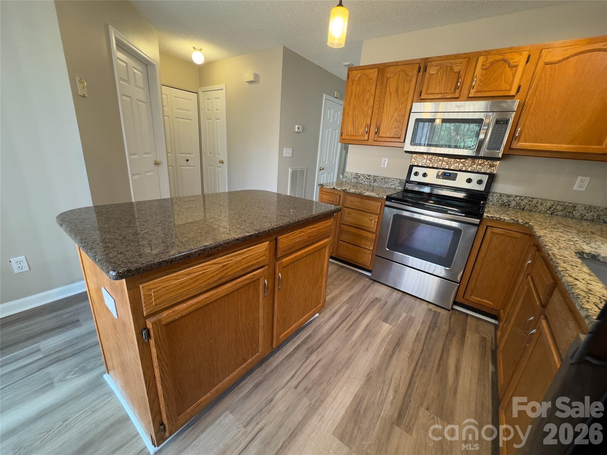 3103 Summercroft Lane Property Photo 19