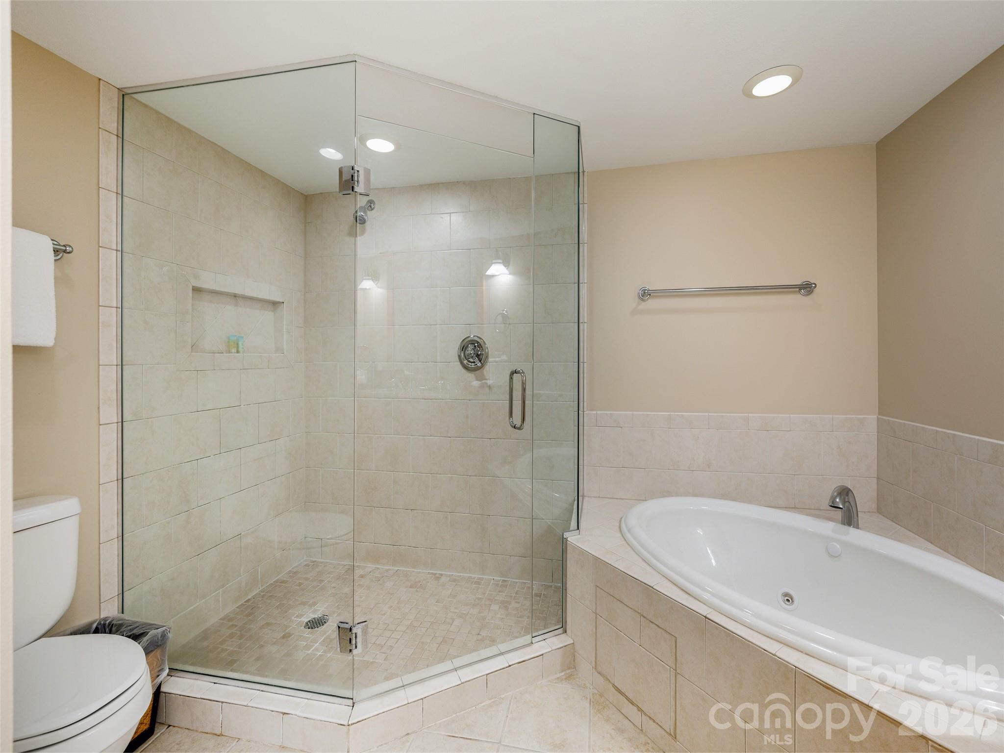 208 Bowling Park Road 208 Property Photo 17
