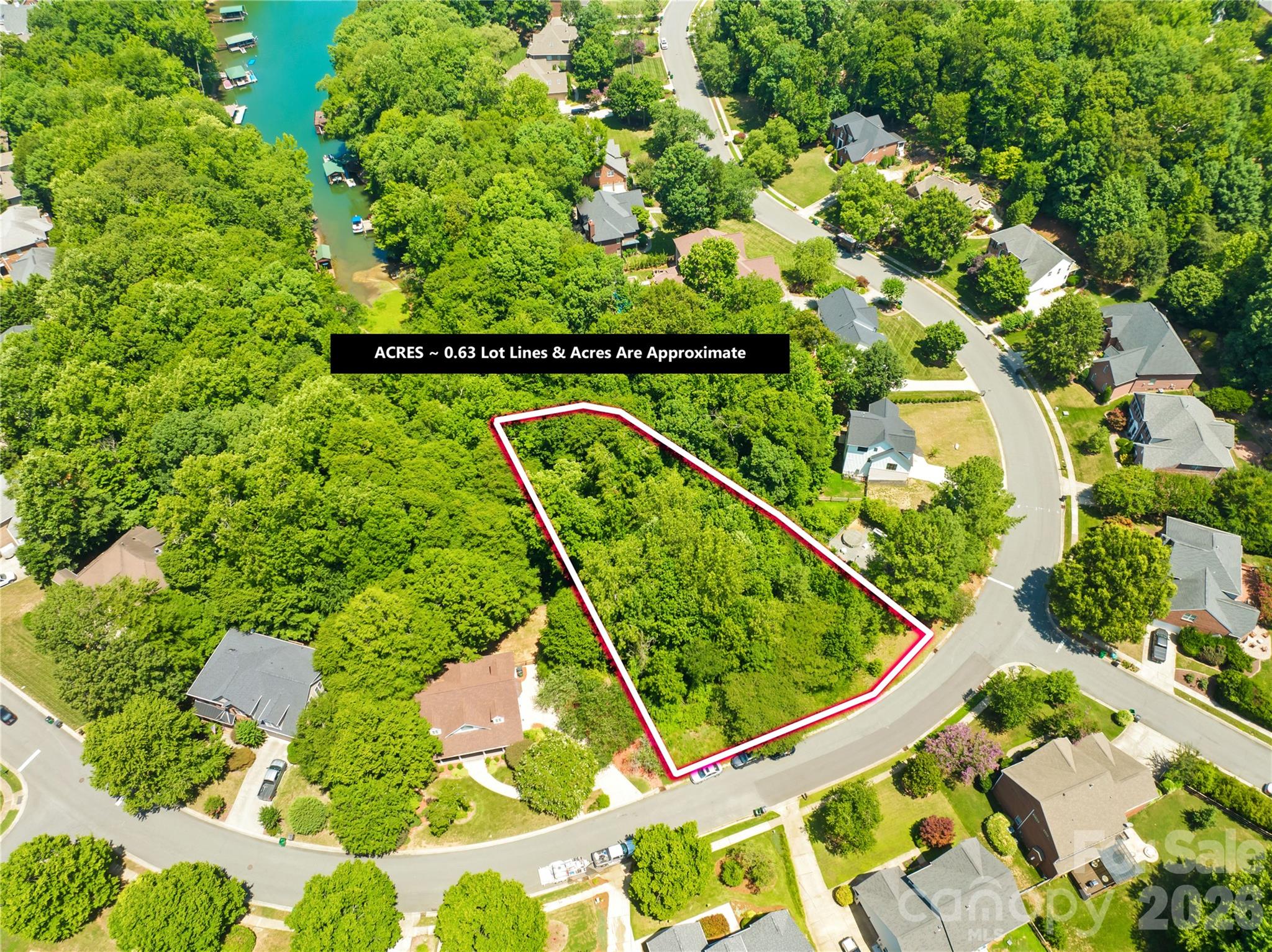 2125 Mt Isle Harbor Drive Property Photo 2