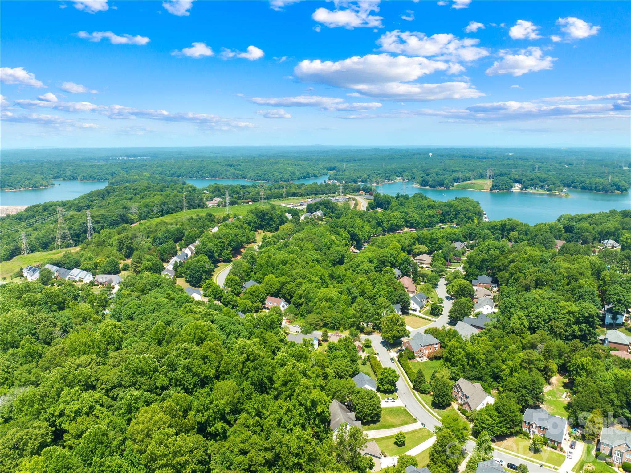 2125 Mt Isle Harbor Drive Property Photo 12