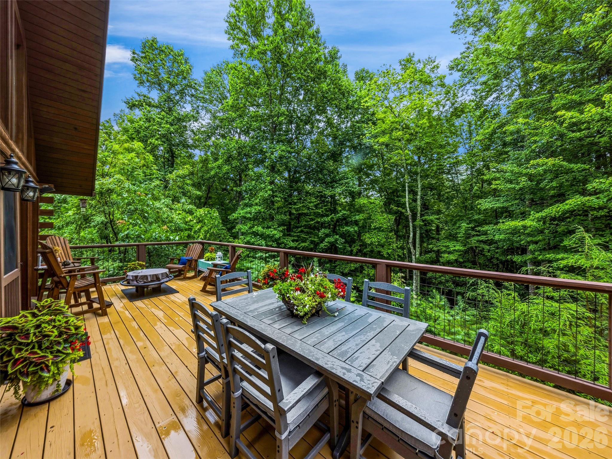 280 Laurel Creek Property Photo 17