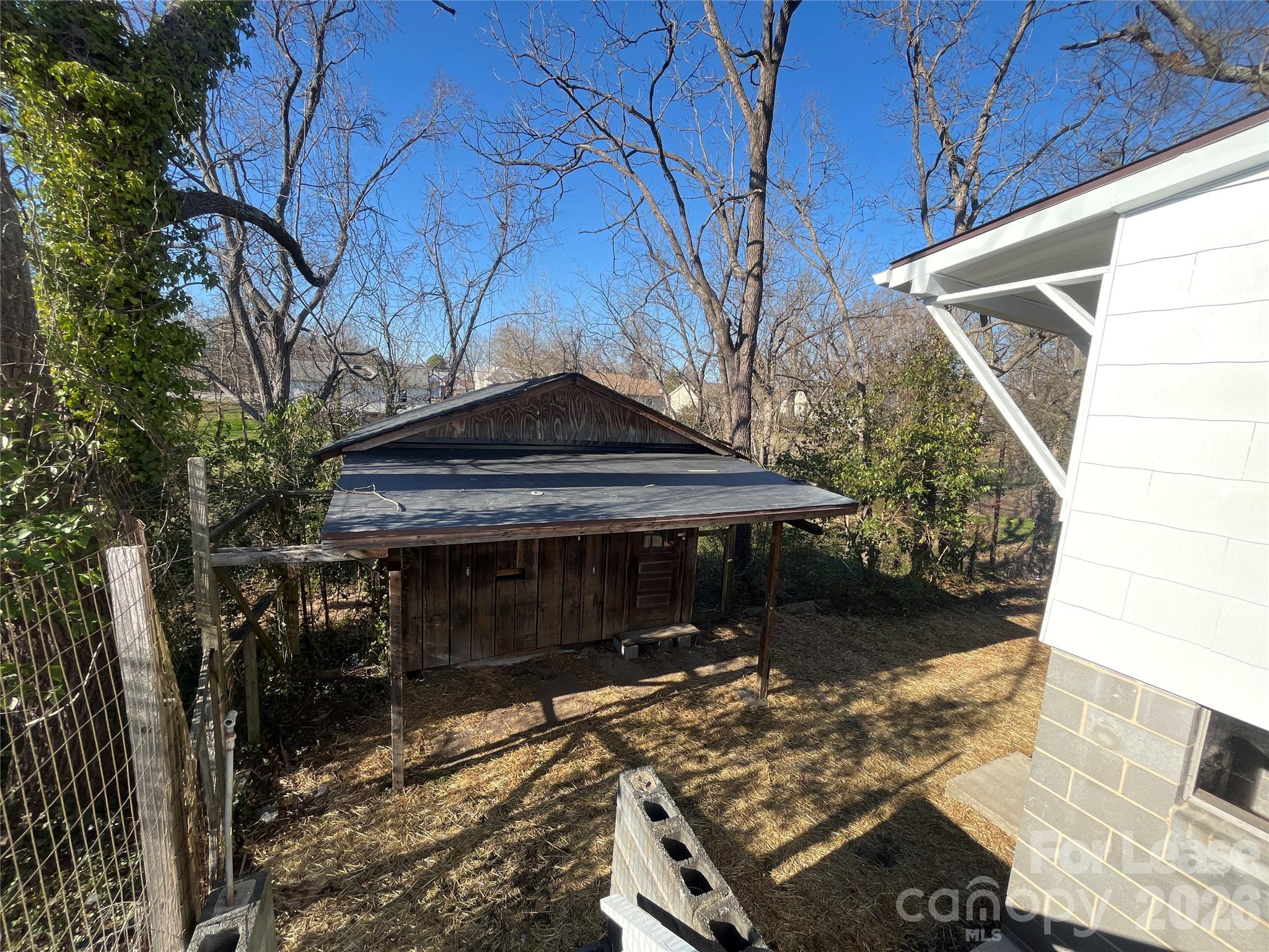 608 S Yadkin Avenue Property Photo 18