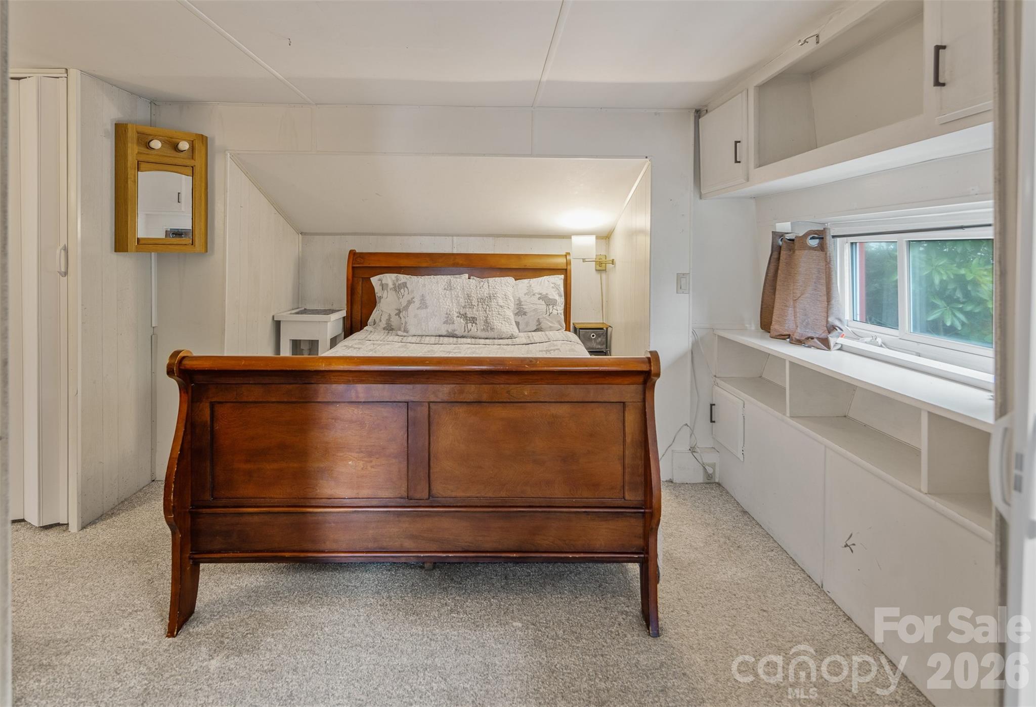 335 Snowshoe Loop Property Photo 10
