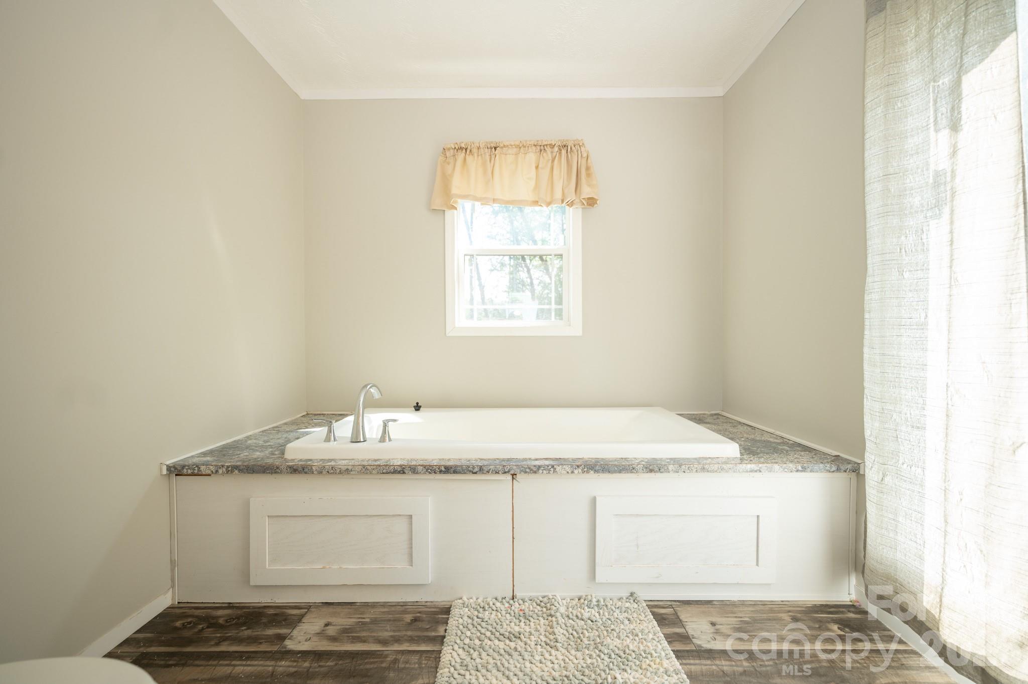 164 Basin Trail Property Photo 10