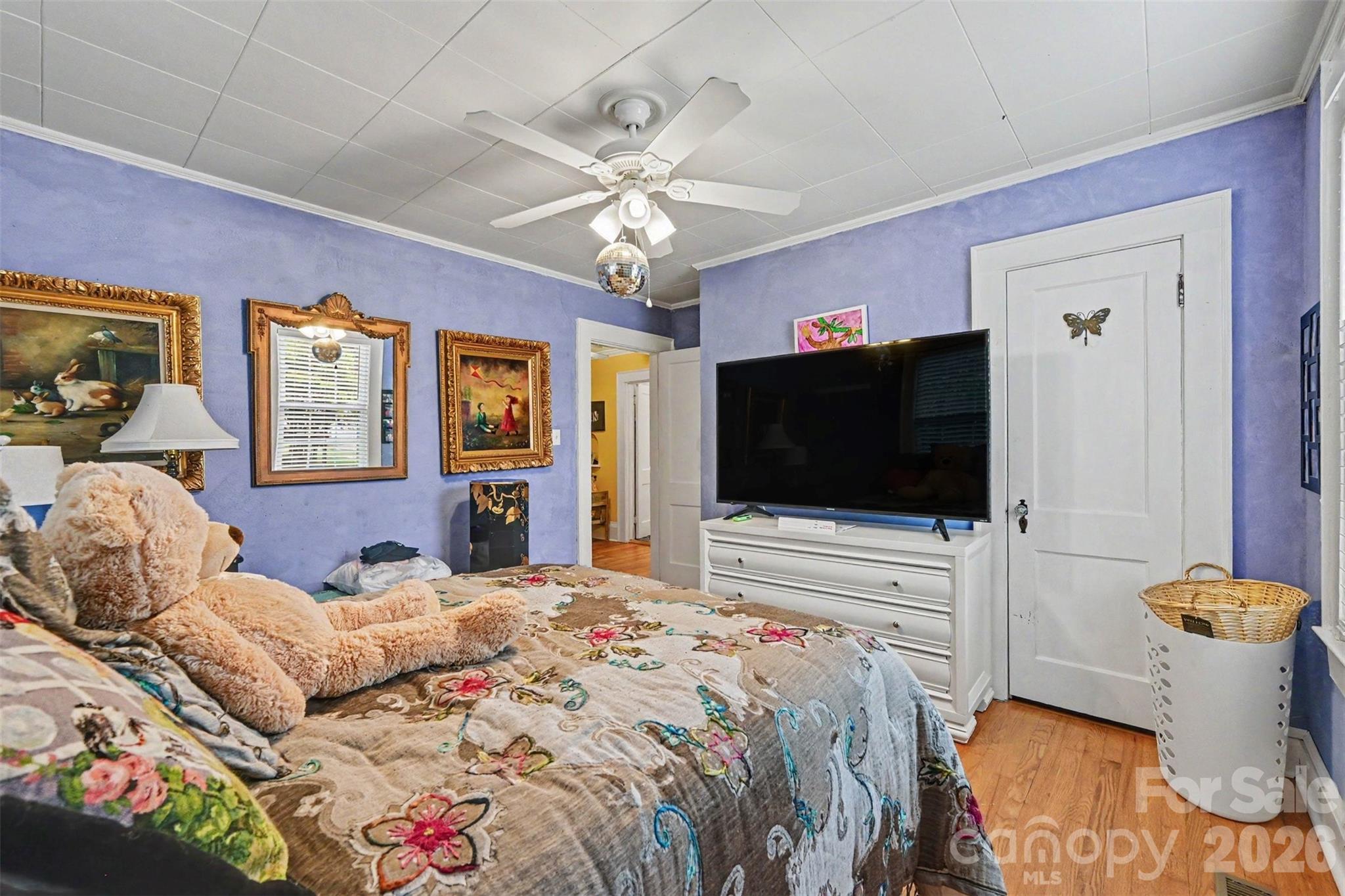 806 S Main Avenue Property Photo 17