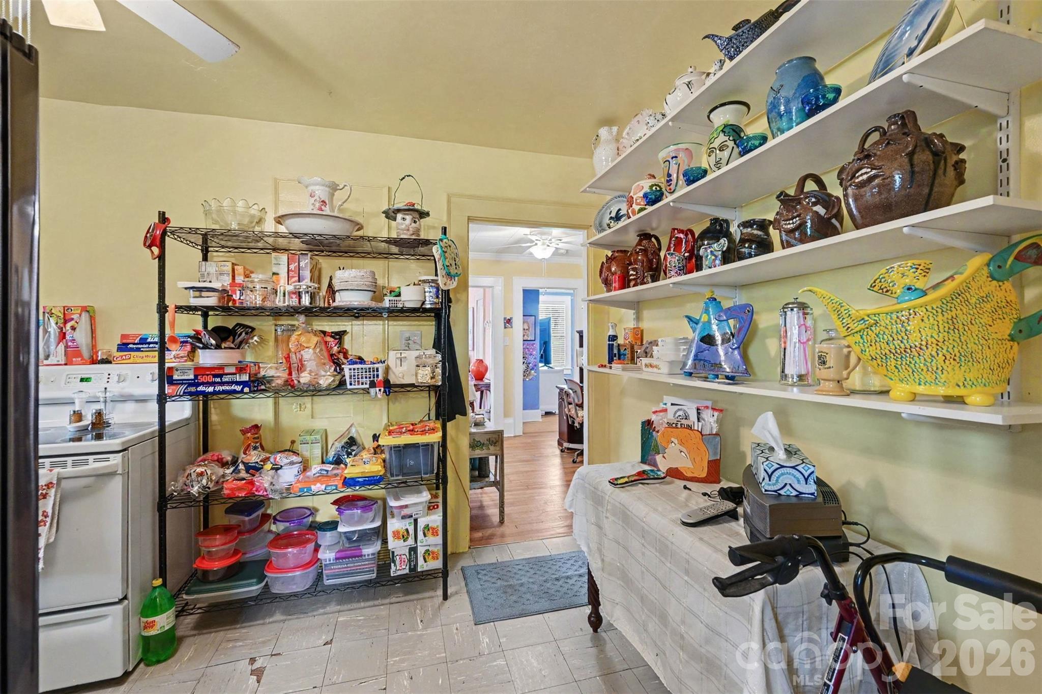 806 S Main Avenue Property Photo 22
