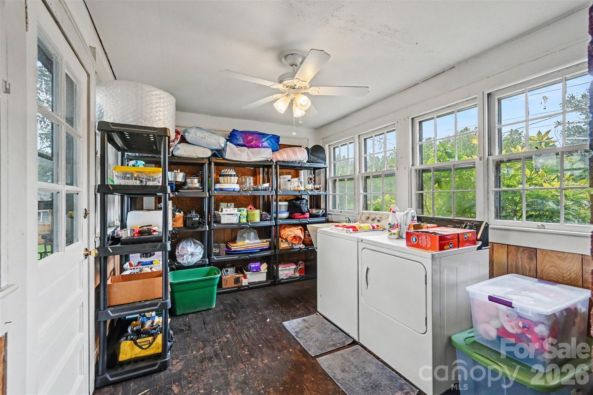 806 S Main Avenue Property Photo 23