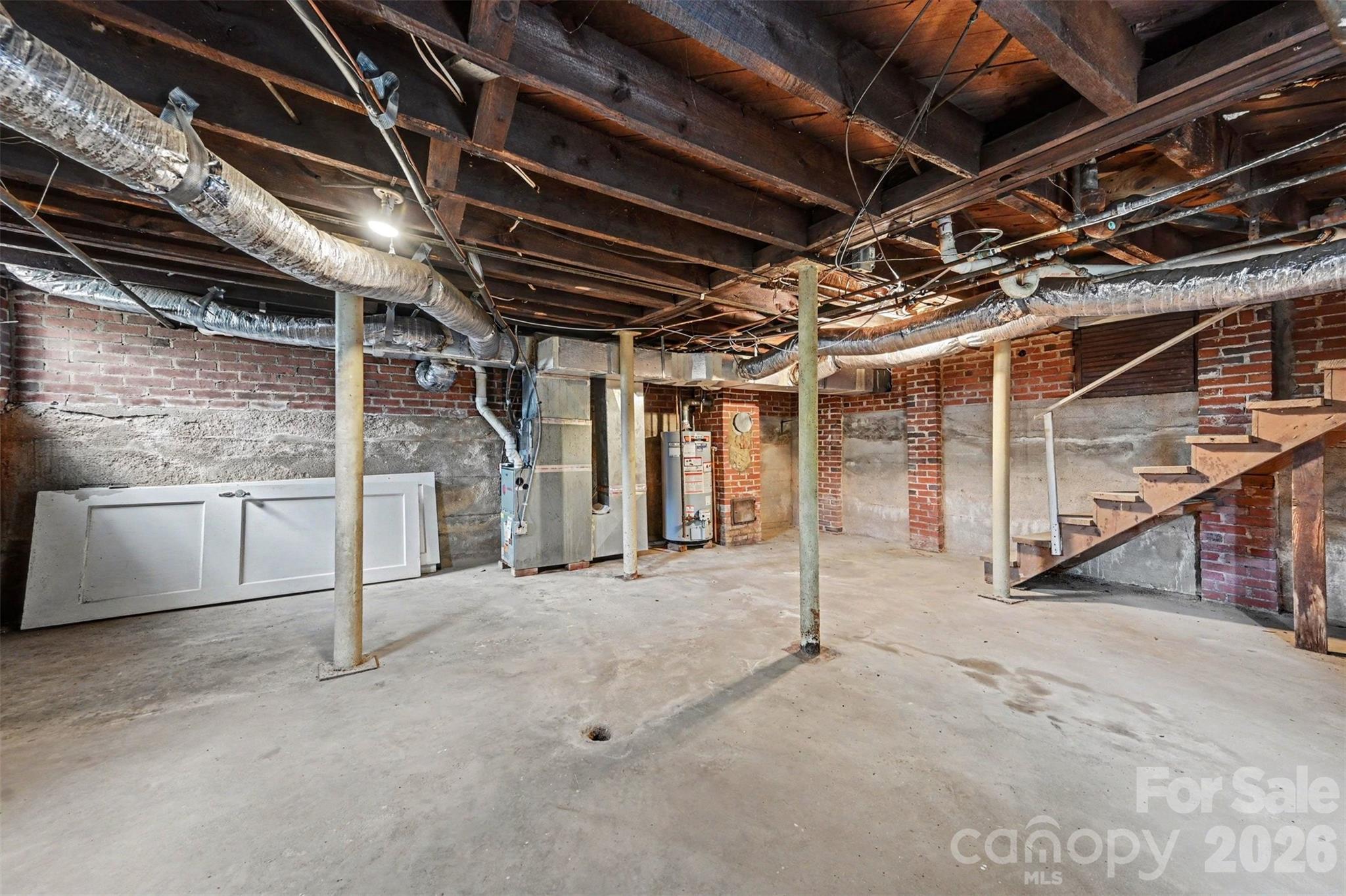 806 S Main Avenue Property Photo 25