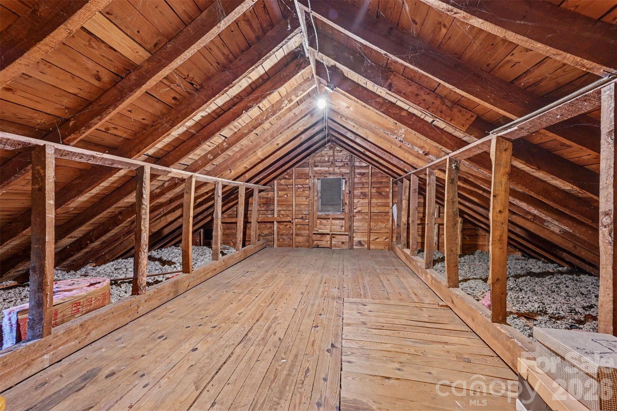 806 S Main Avenue Property Photo 26