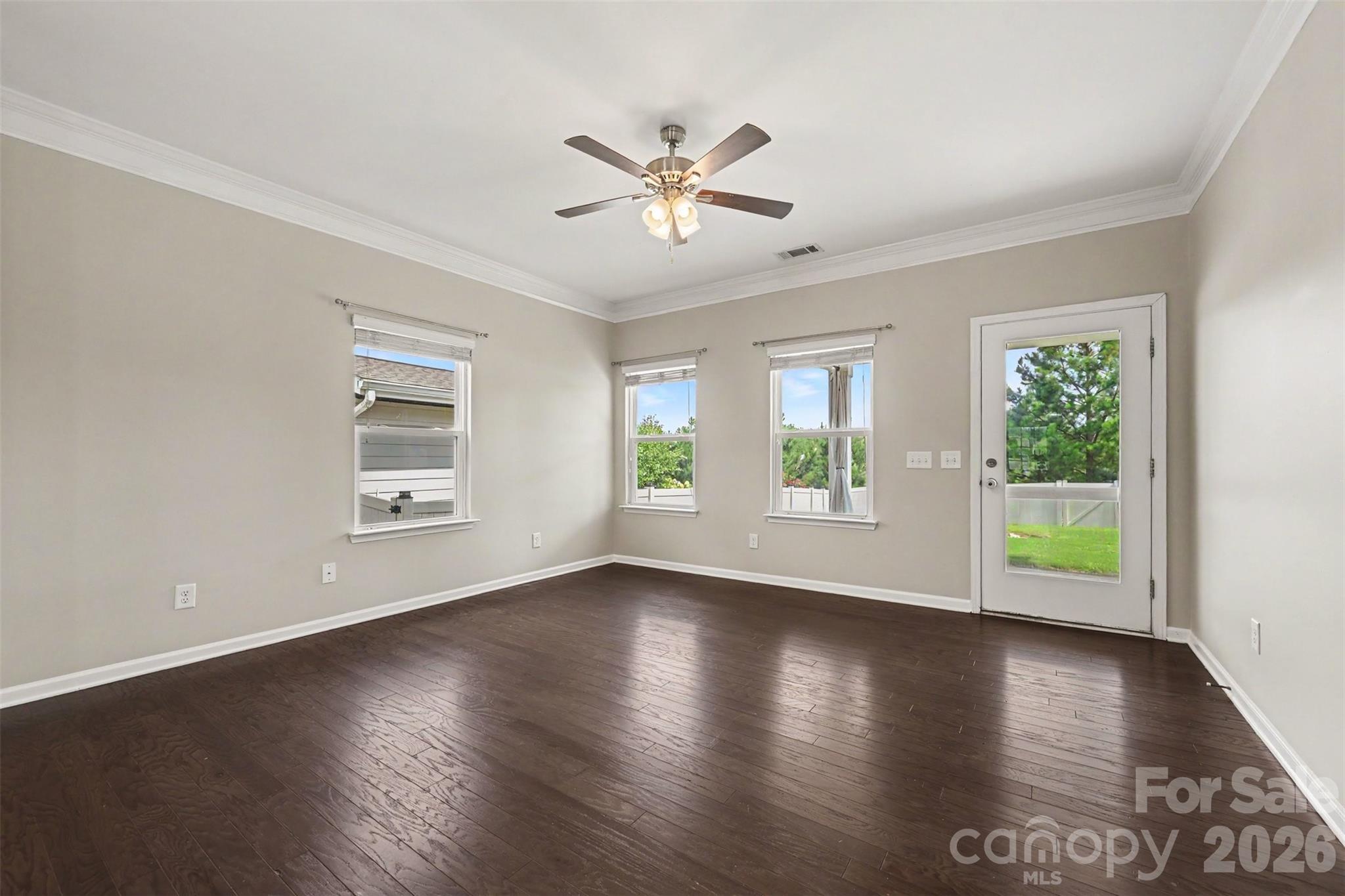 230 Sycamore Drive Property Photo 6