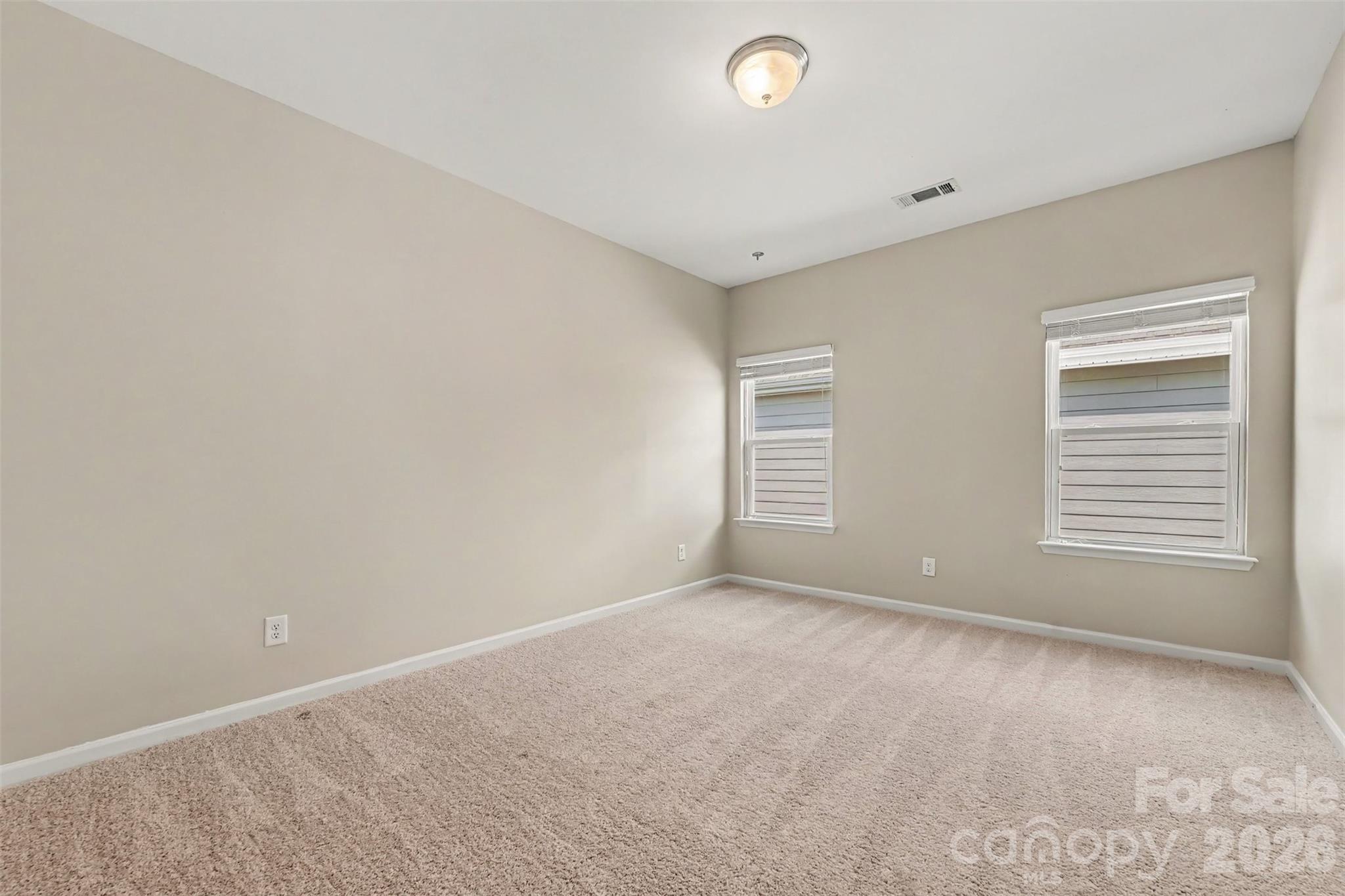 230 Sycamore Drive Property Photo 11