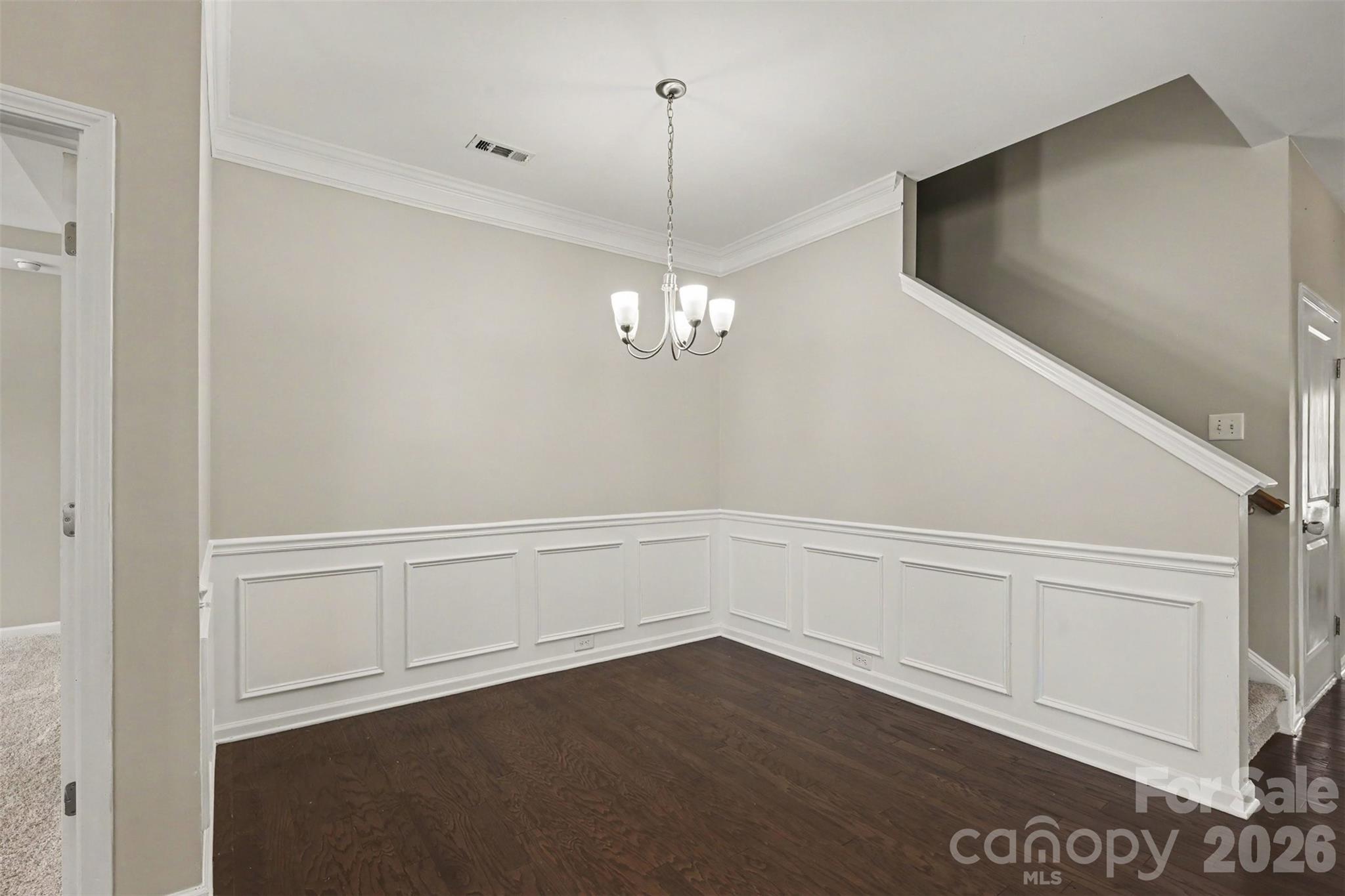 230 Sycamore Drive Property Photo 14