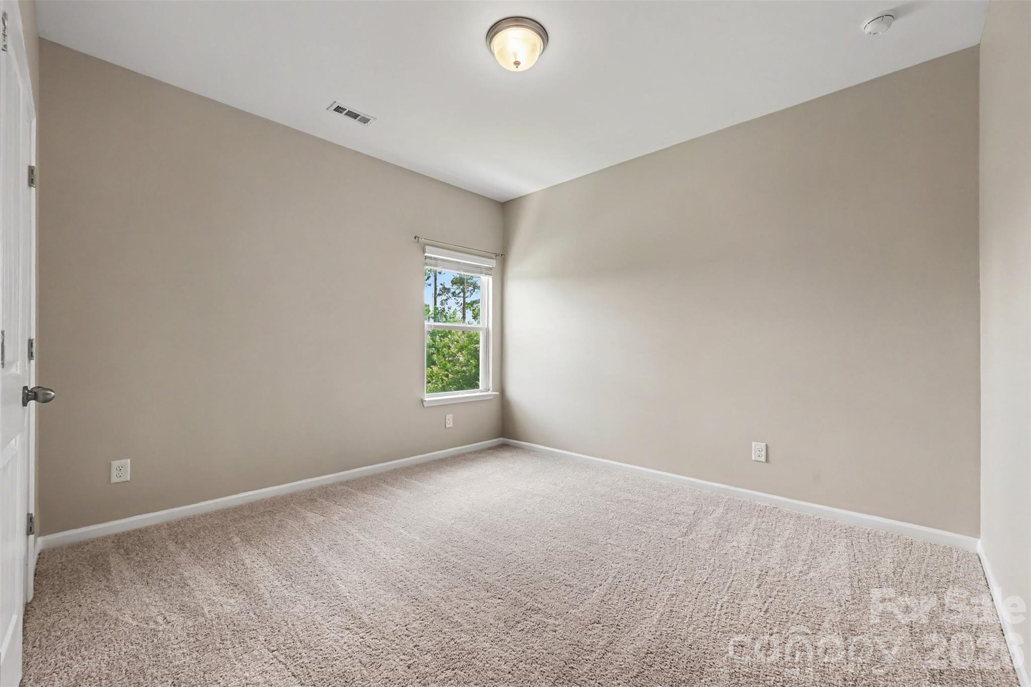 230 Sycamore Drive Property Photo 18