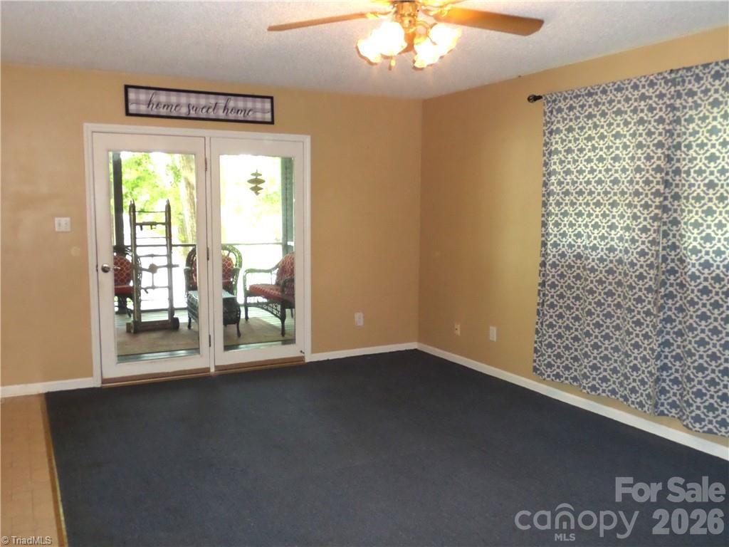 1220 Lake Drive 9 None Property Photo 5