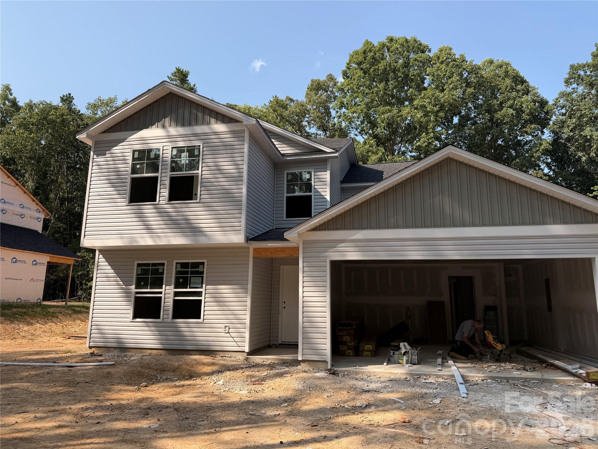 1707 Evans Drive Property Photo 1