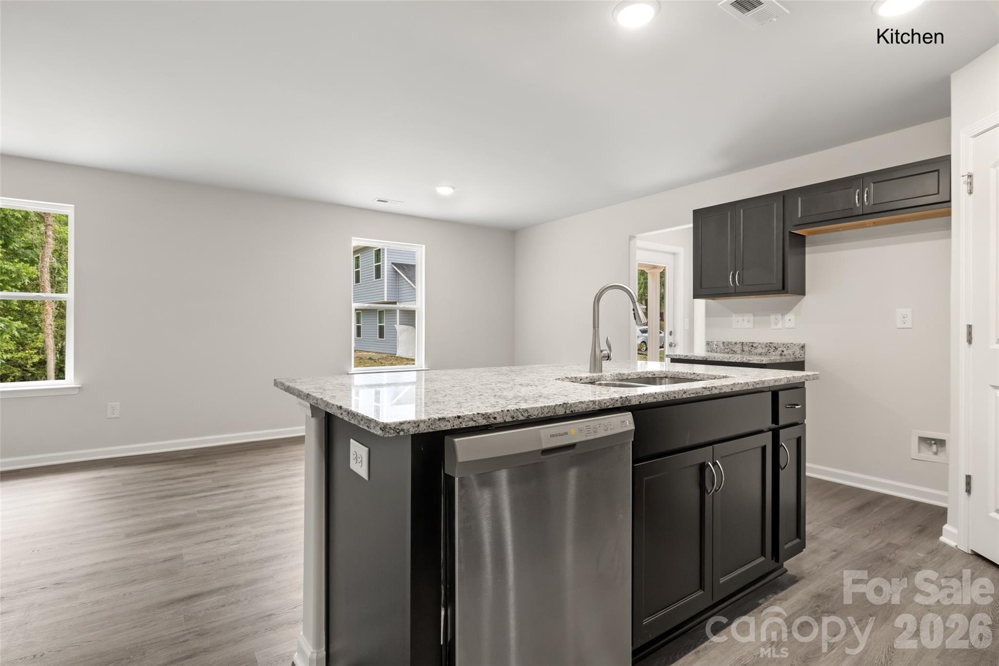1707 Evans Drive Property Photo 8