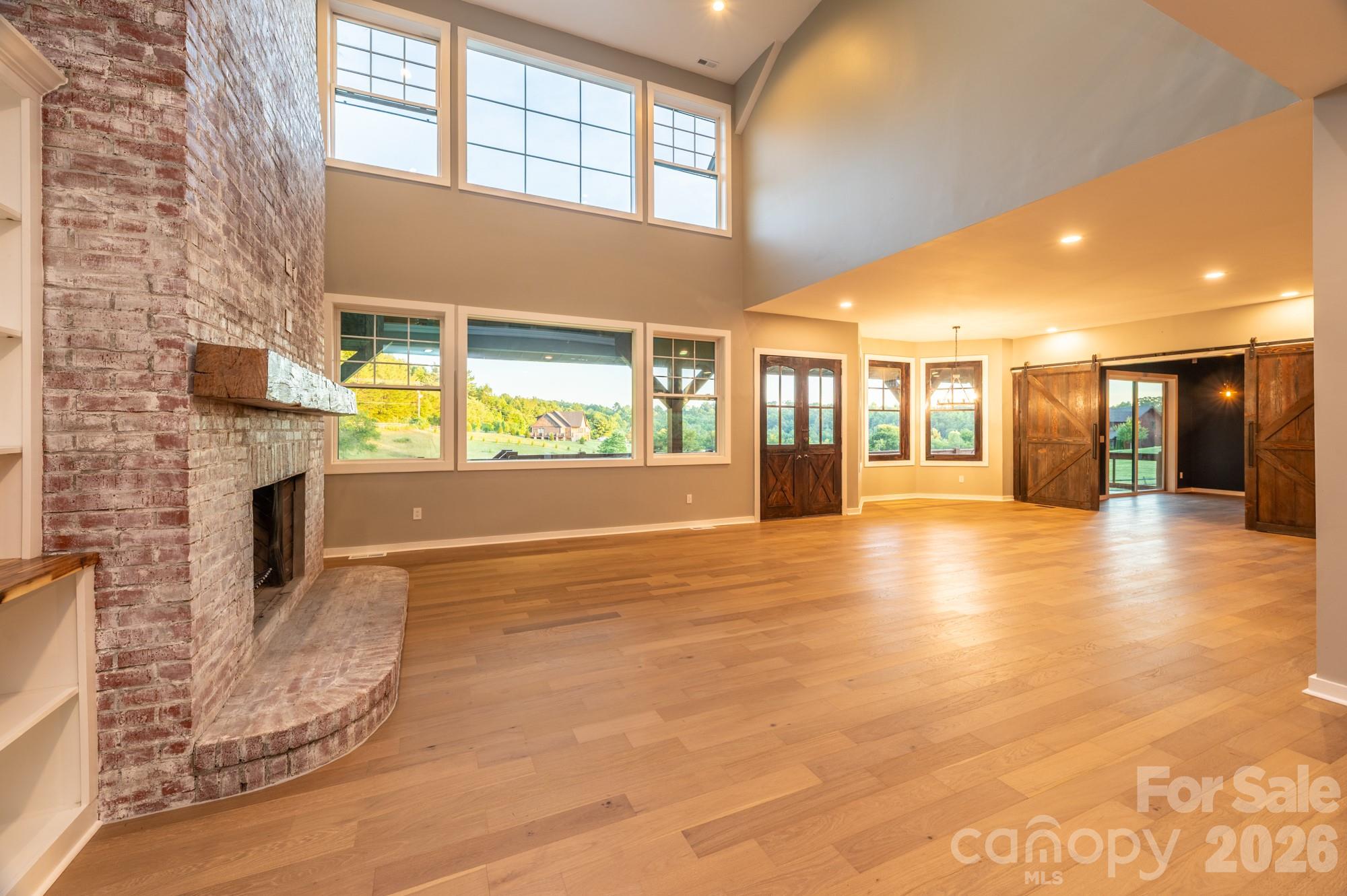 119 Summer Day Drive Property Photo 9