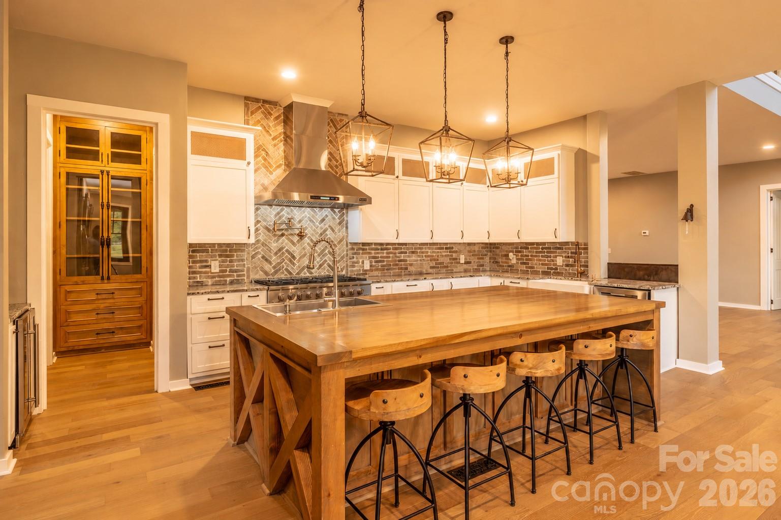 119 Summer Day Drive Property Photo 14