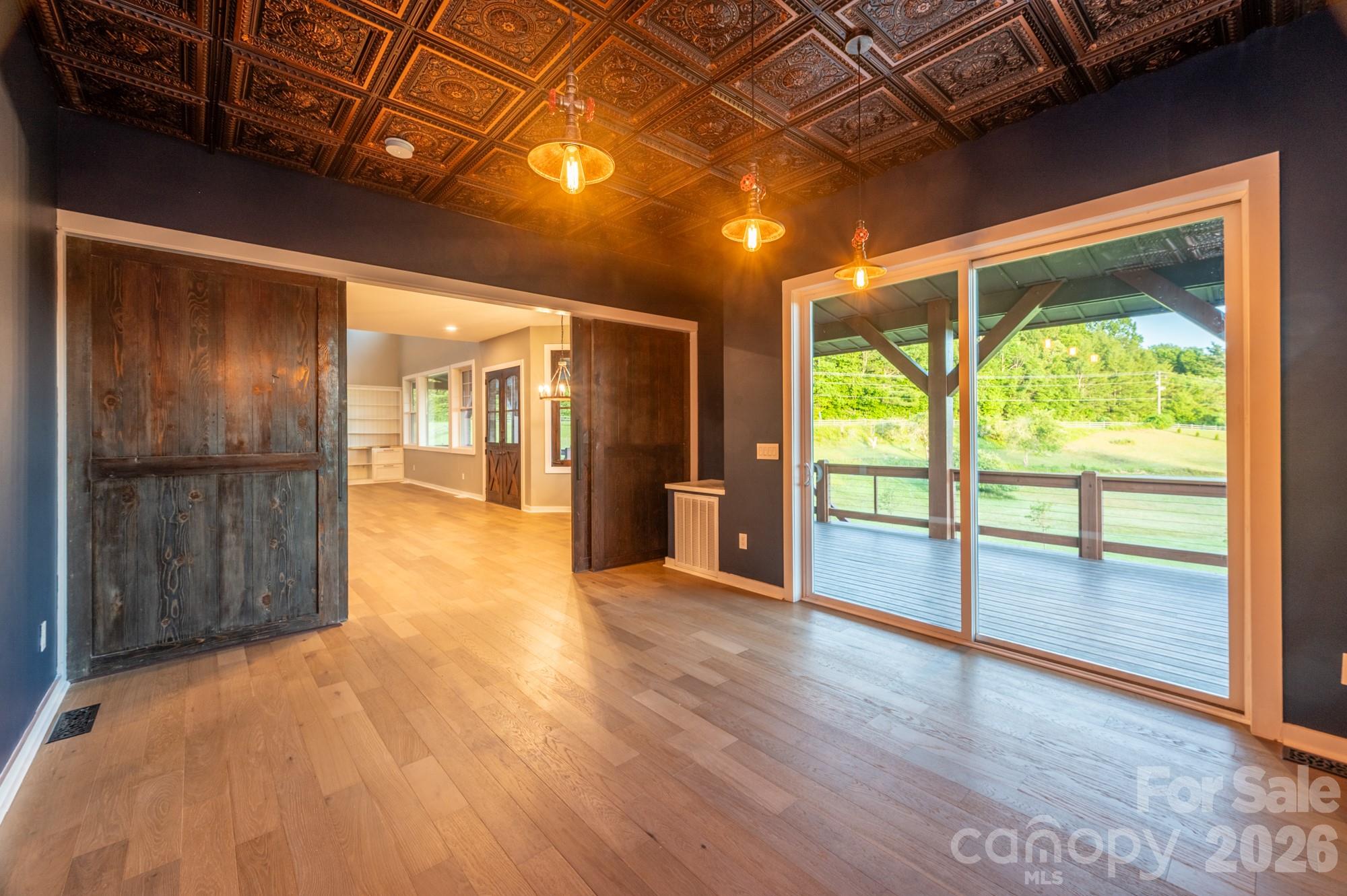 119 Summer Day Drive Property Photo 17