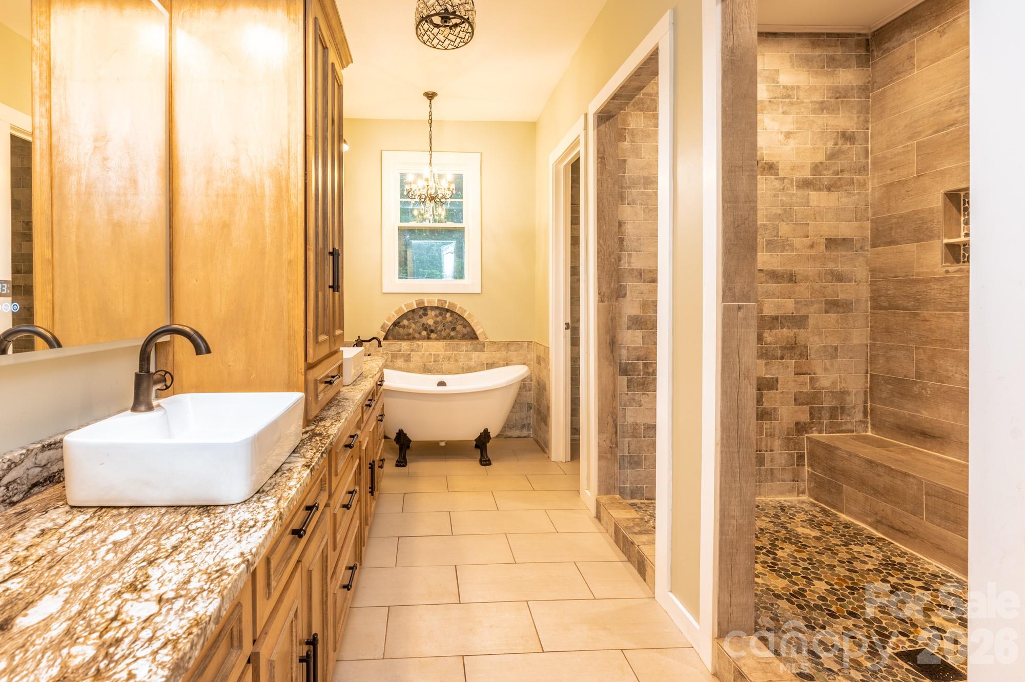 119 Summer Day Drive Property Photo 19