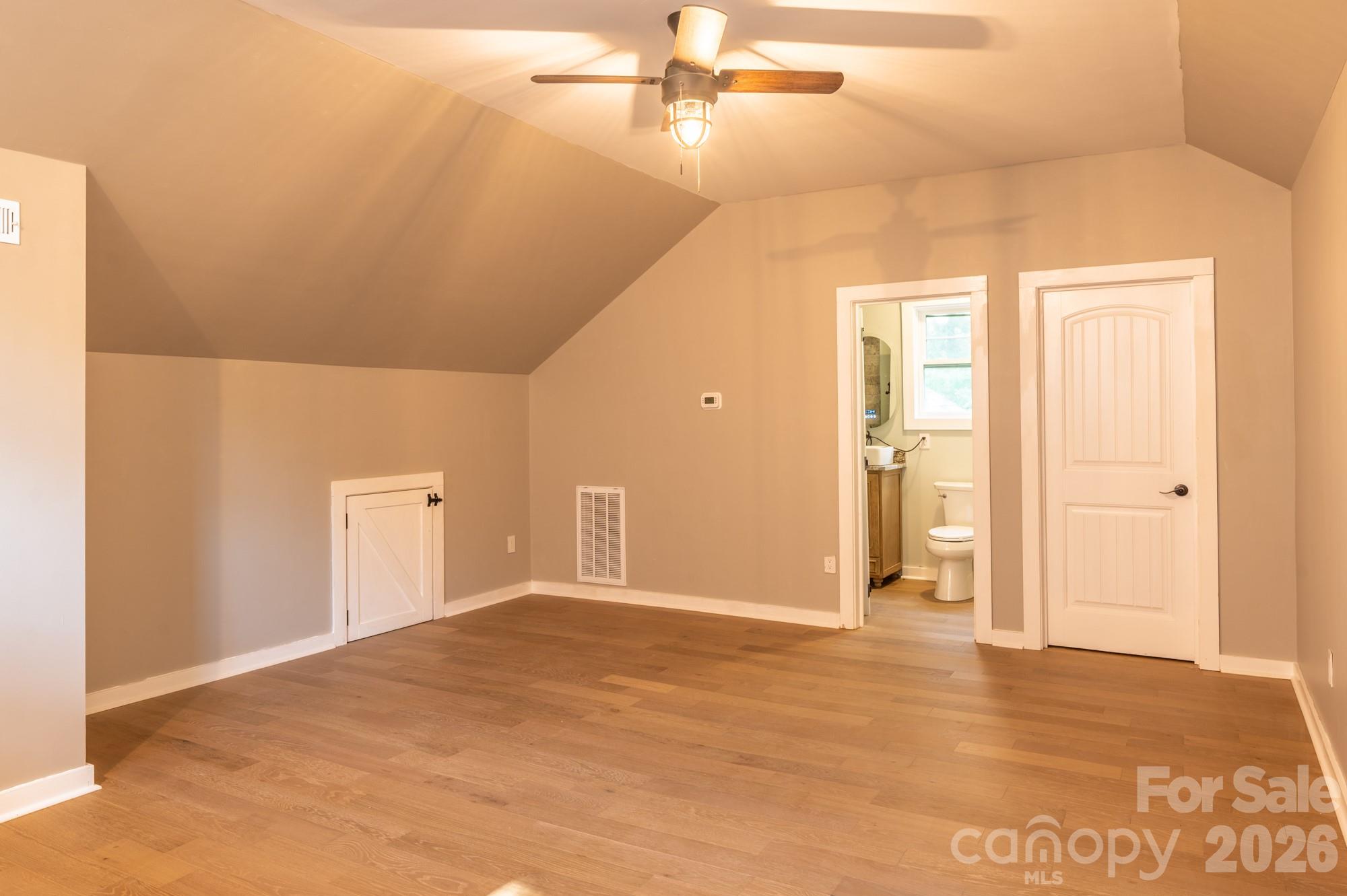 119 Summer Day Drive Property Photo 28