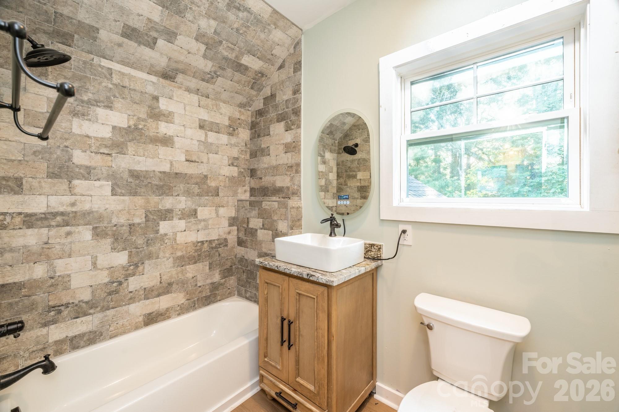 119 Summer Day Drive Property Photo 30