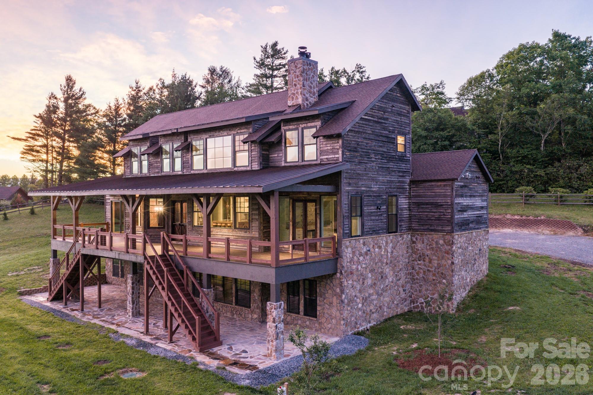 119 Summer Day Drive Property Photo 33