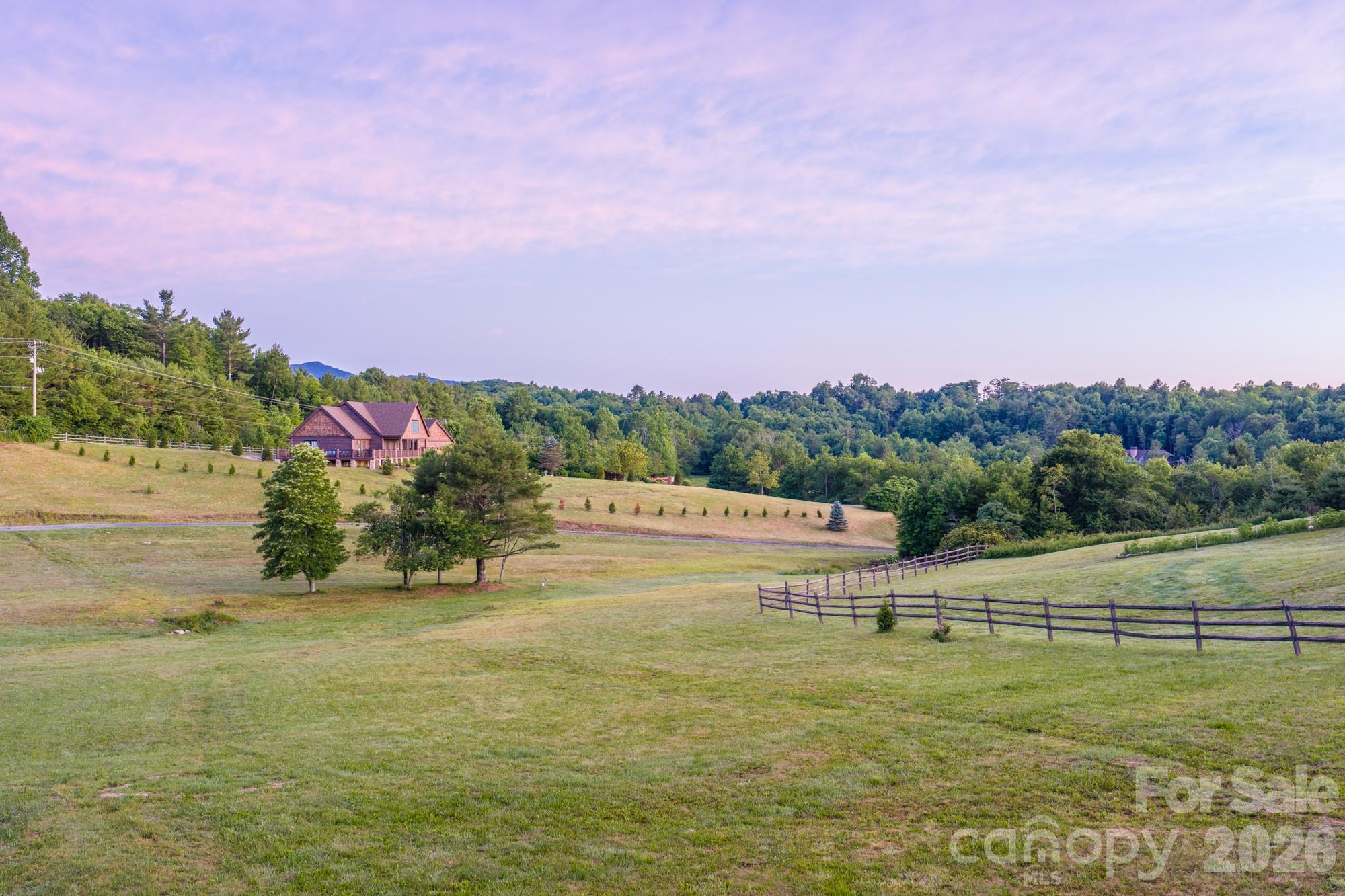 119 Summer Day Drive Property Photo 35