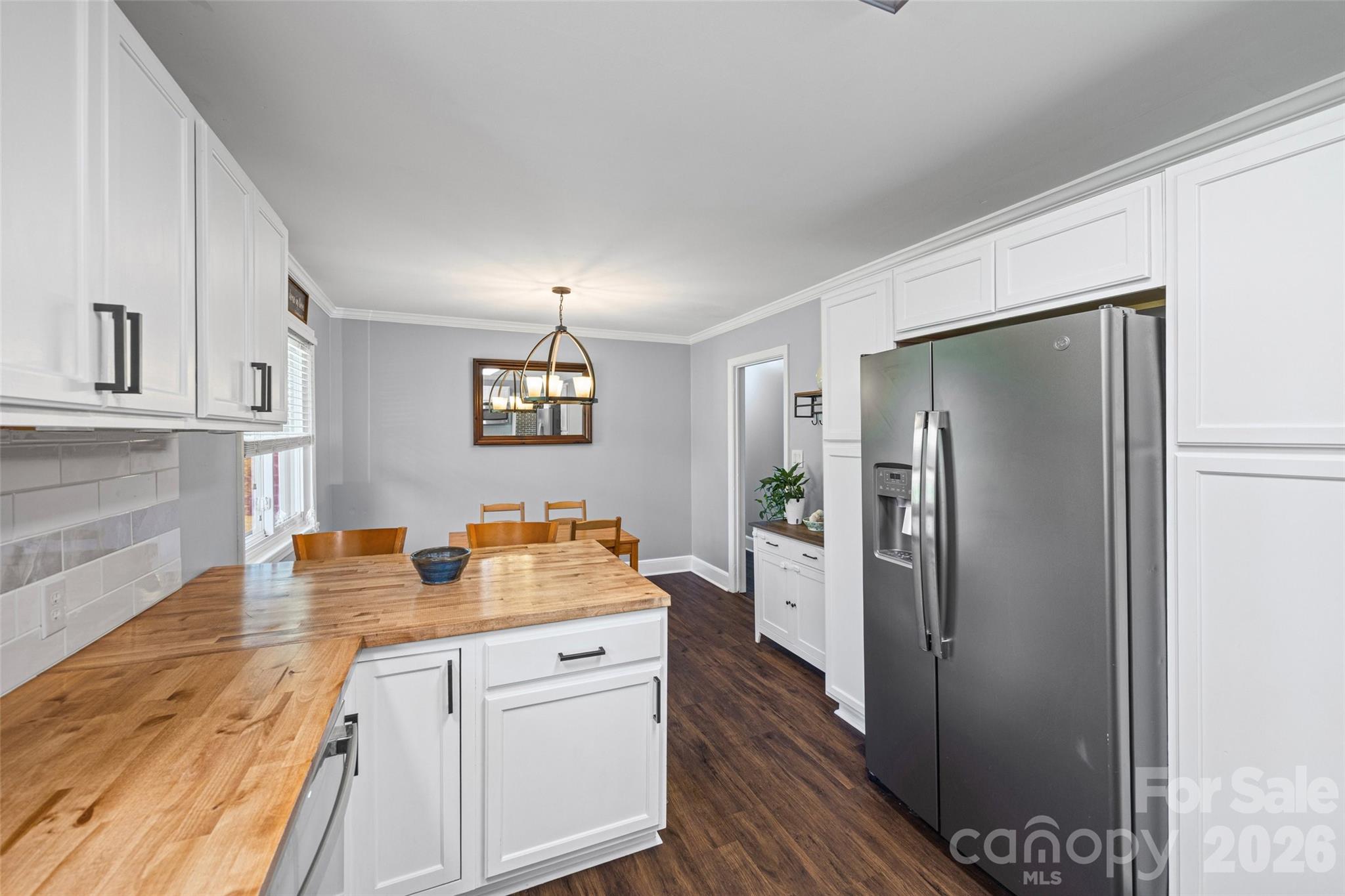 1411 Oakdale Road Property Photo 11