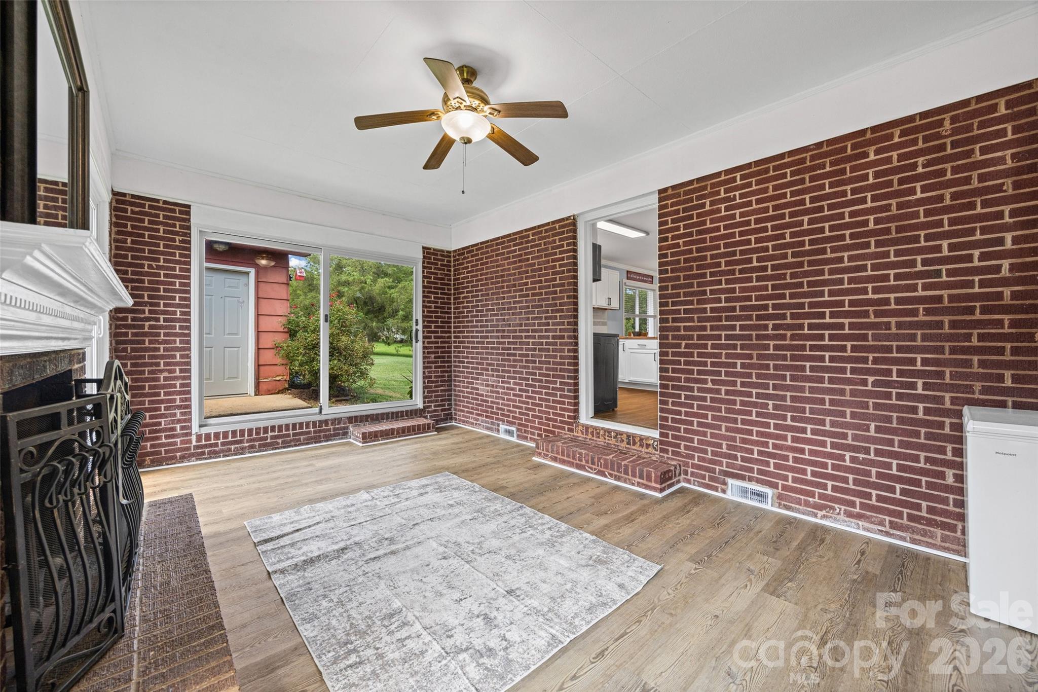 1411 Oakdale Road Property Photo 18