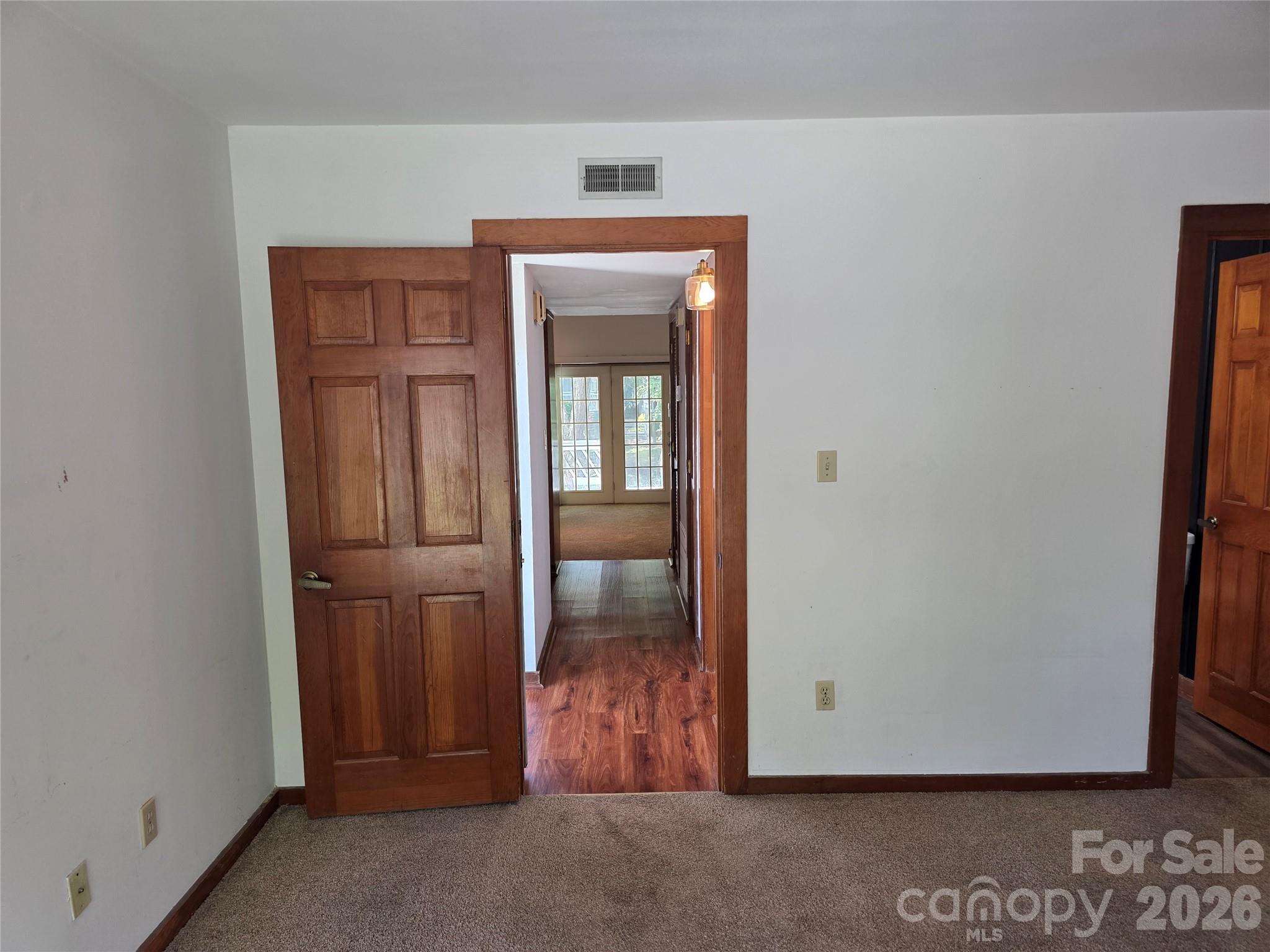 100 Willow Run Drive 22 Property Photo 12