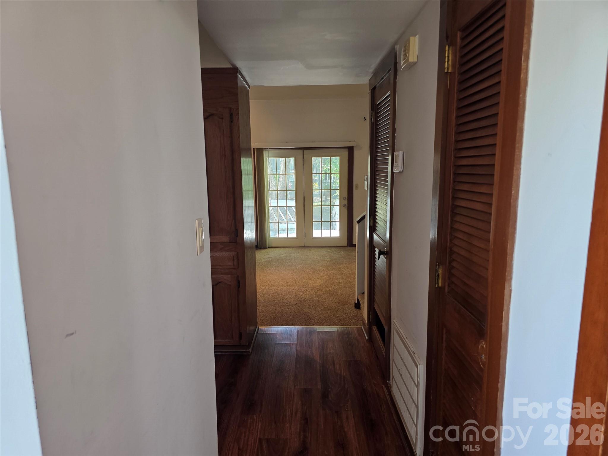 100 Willow Run Drive 22 Property Photo 16