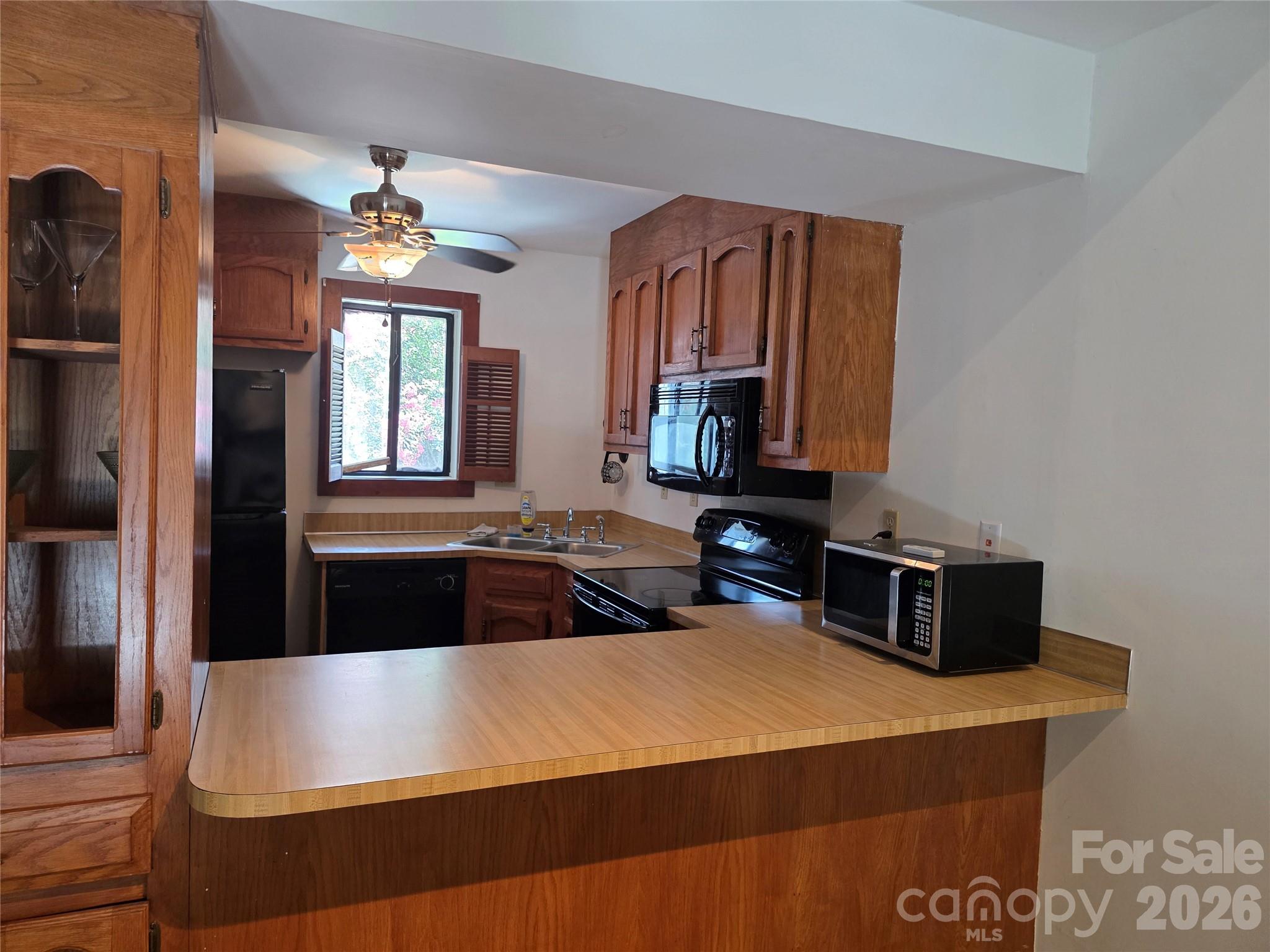100 Willow Run Drive 22 Property Photo 19
