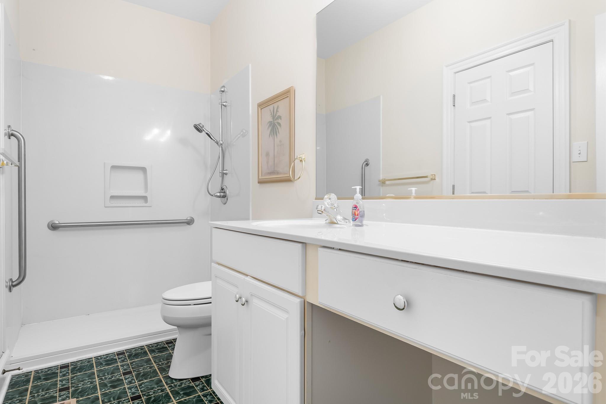 135 Pinecroft Court 4 Property Photo 23
