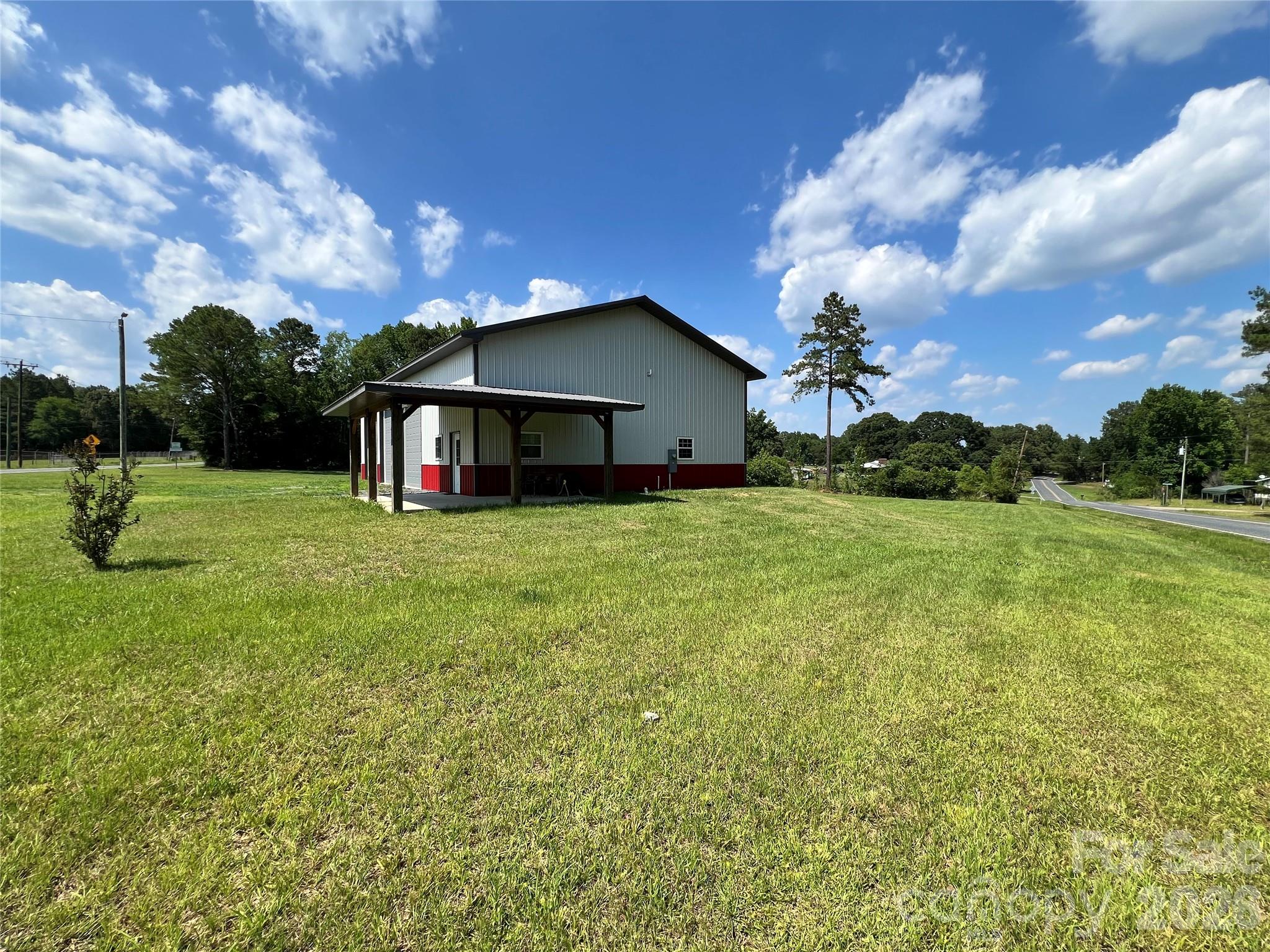 510 Lillys Bridge Road Property Photo 6