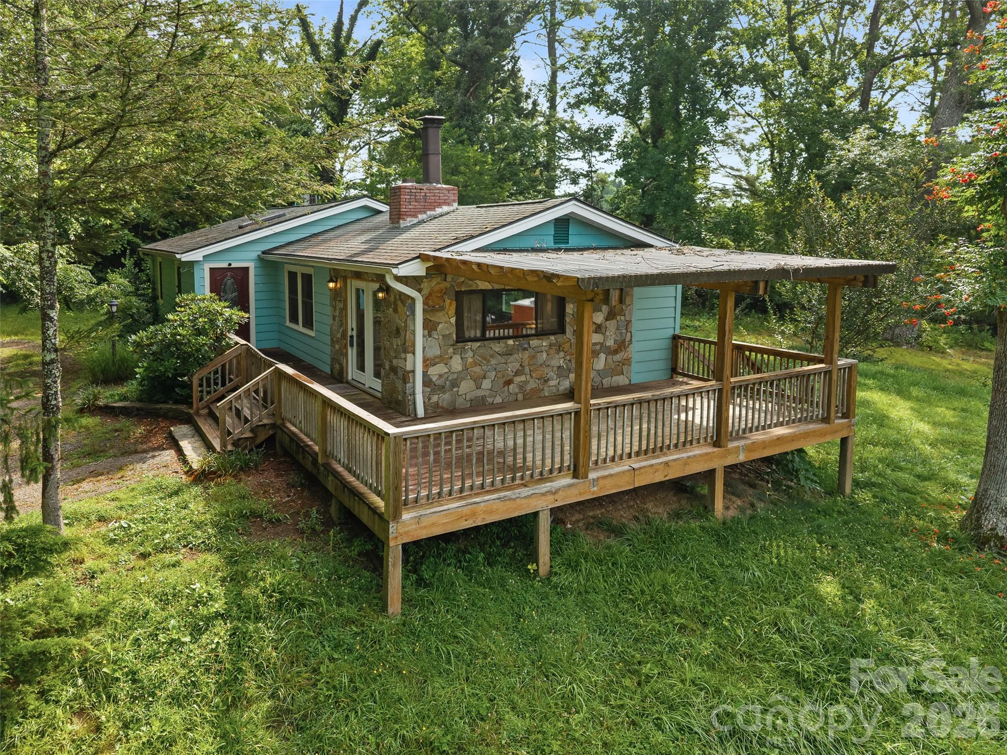 1705 Willow Road Property Photo 1