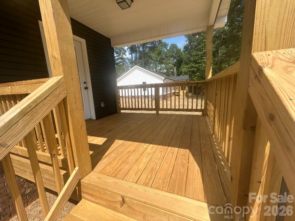 6 Wray Street Property Photo 30