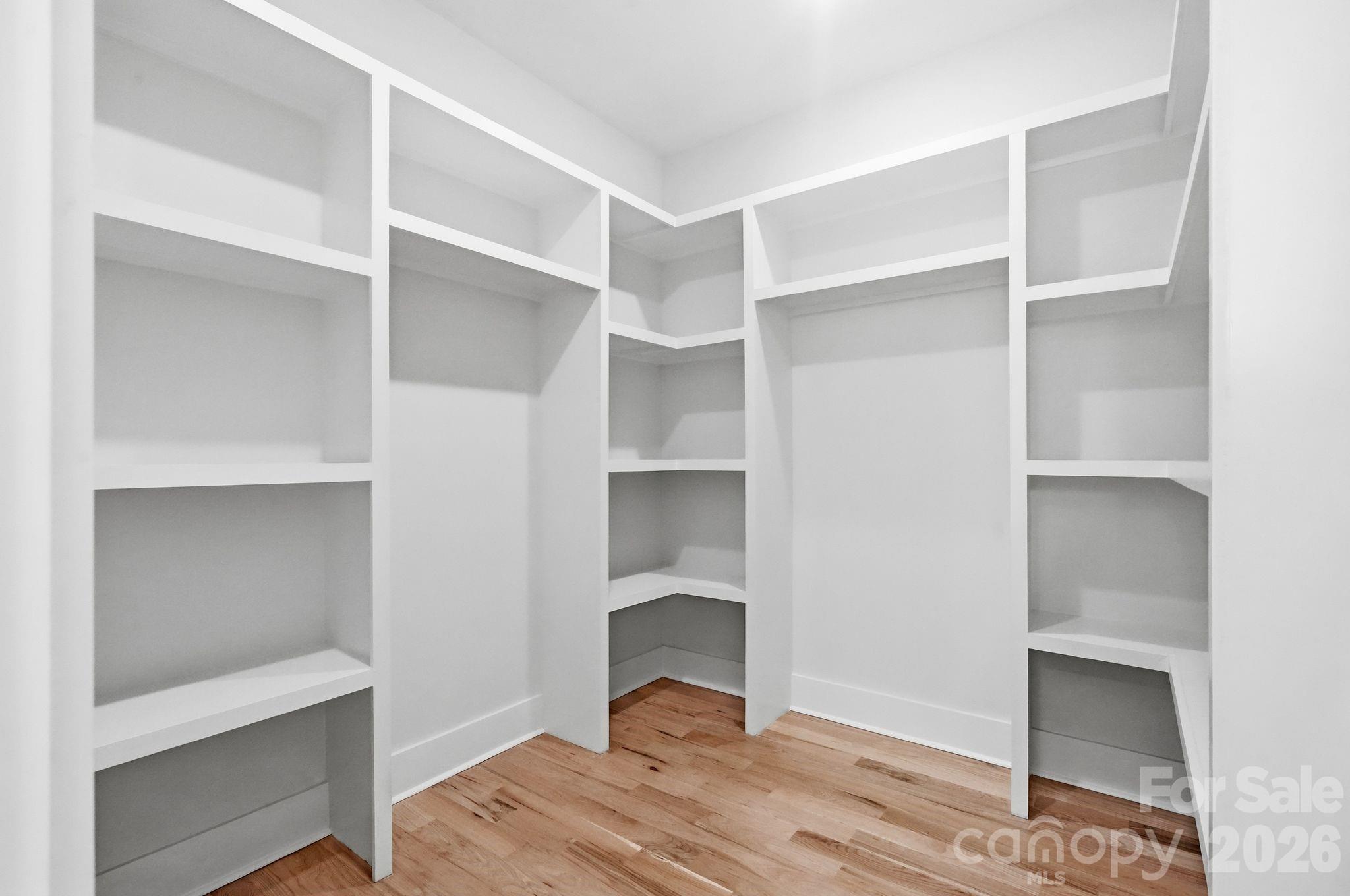 1106 Brookhurst Drive Property Photo 25