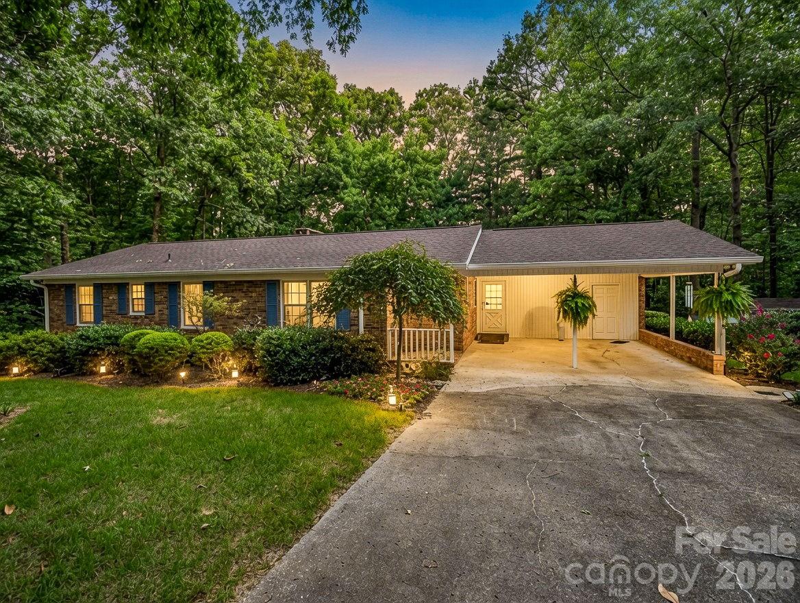 104 Dill Circle Property Photo 1