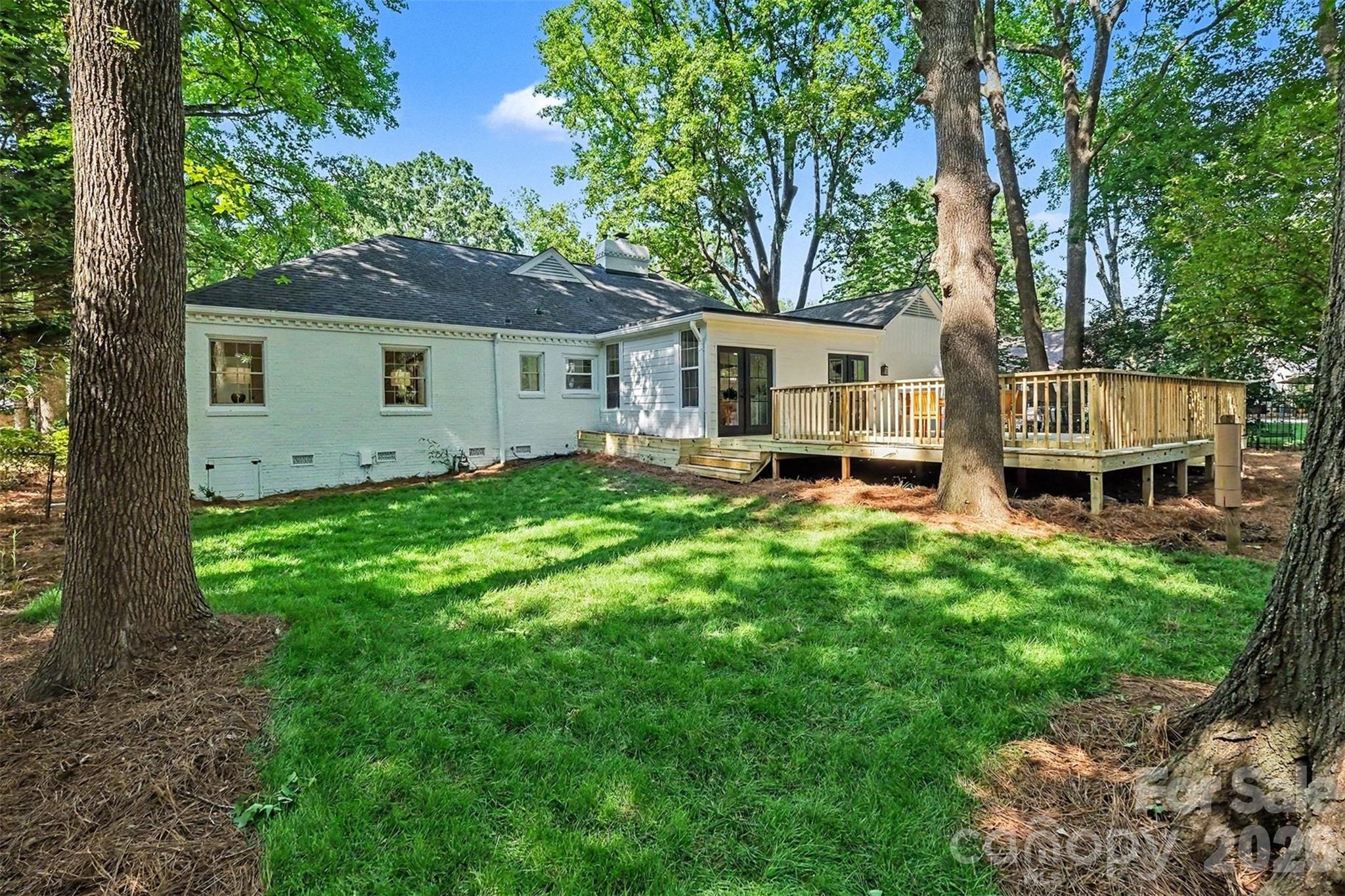 3323 Champaign Street Property Photo 14