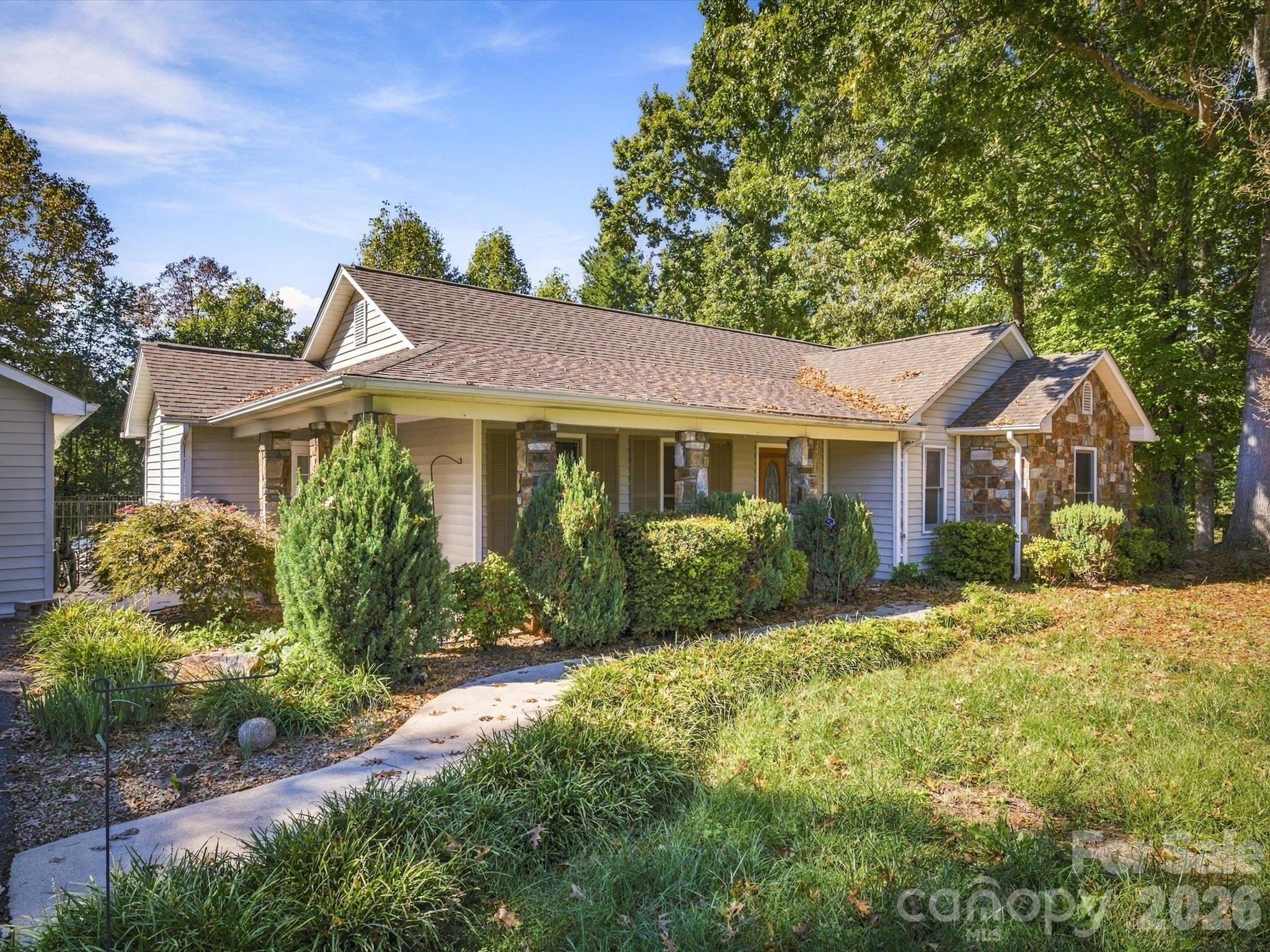 4284 Oakland Drive 1 Property Photo 1