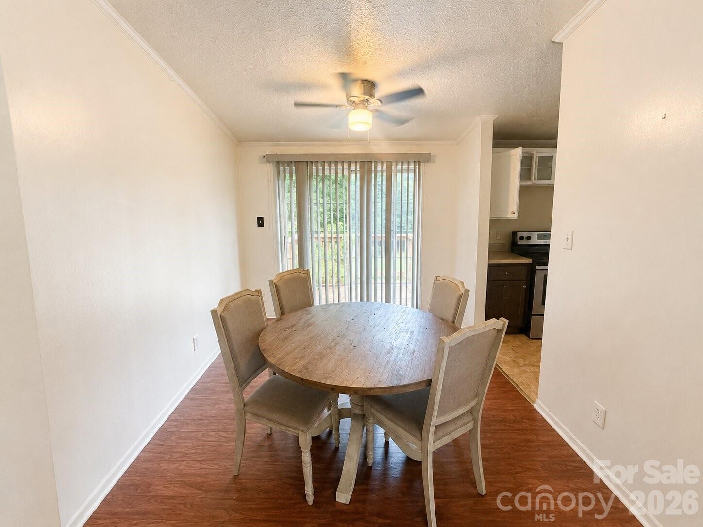 4506 Logging Road Property Photo 5